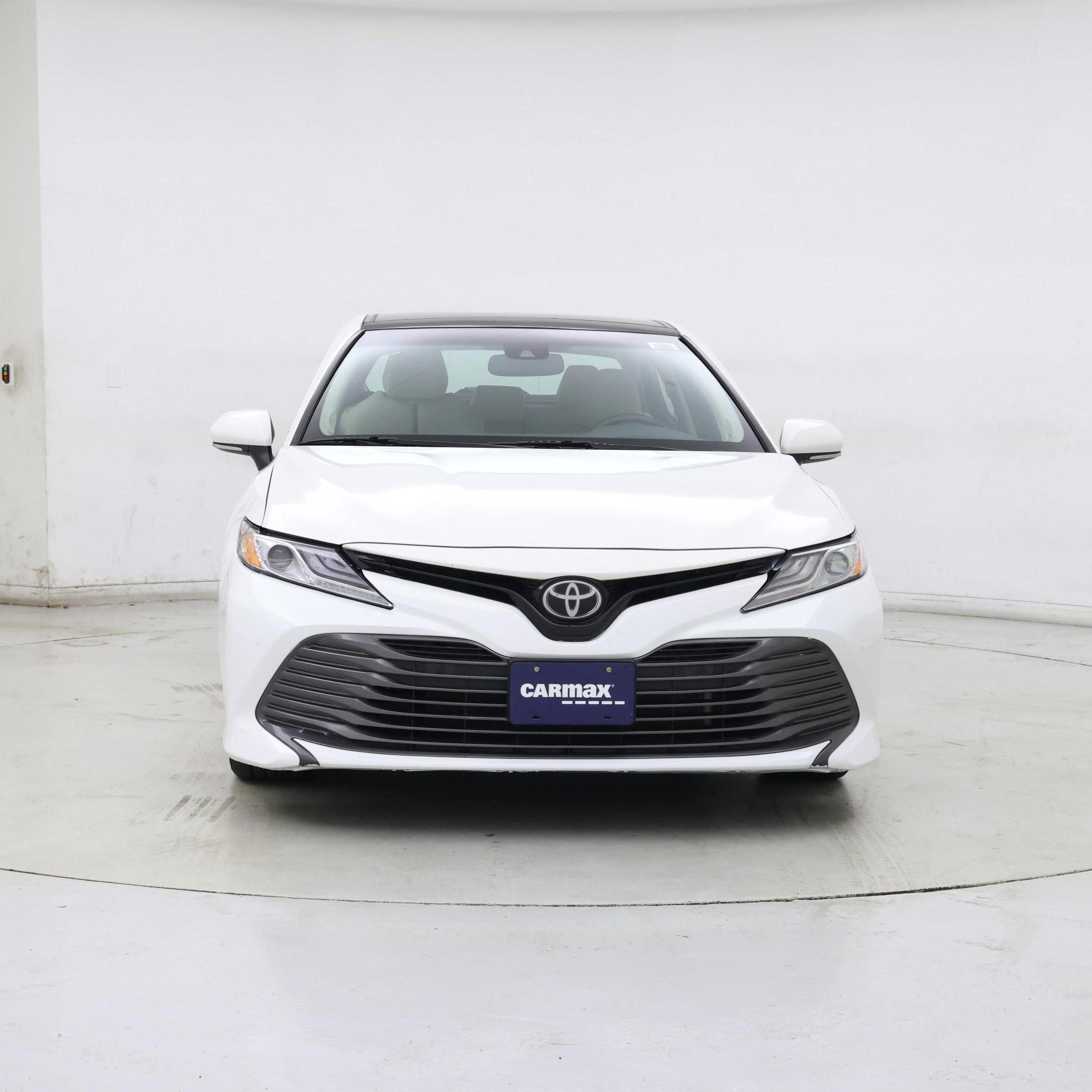 Thumbnail: 2018 Toyota Camry - 5