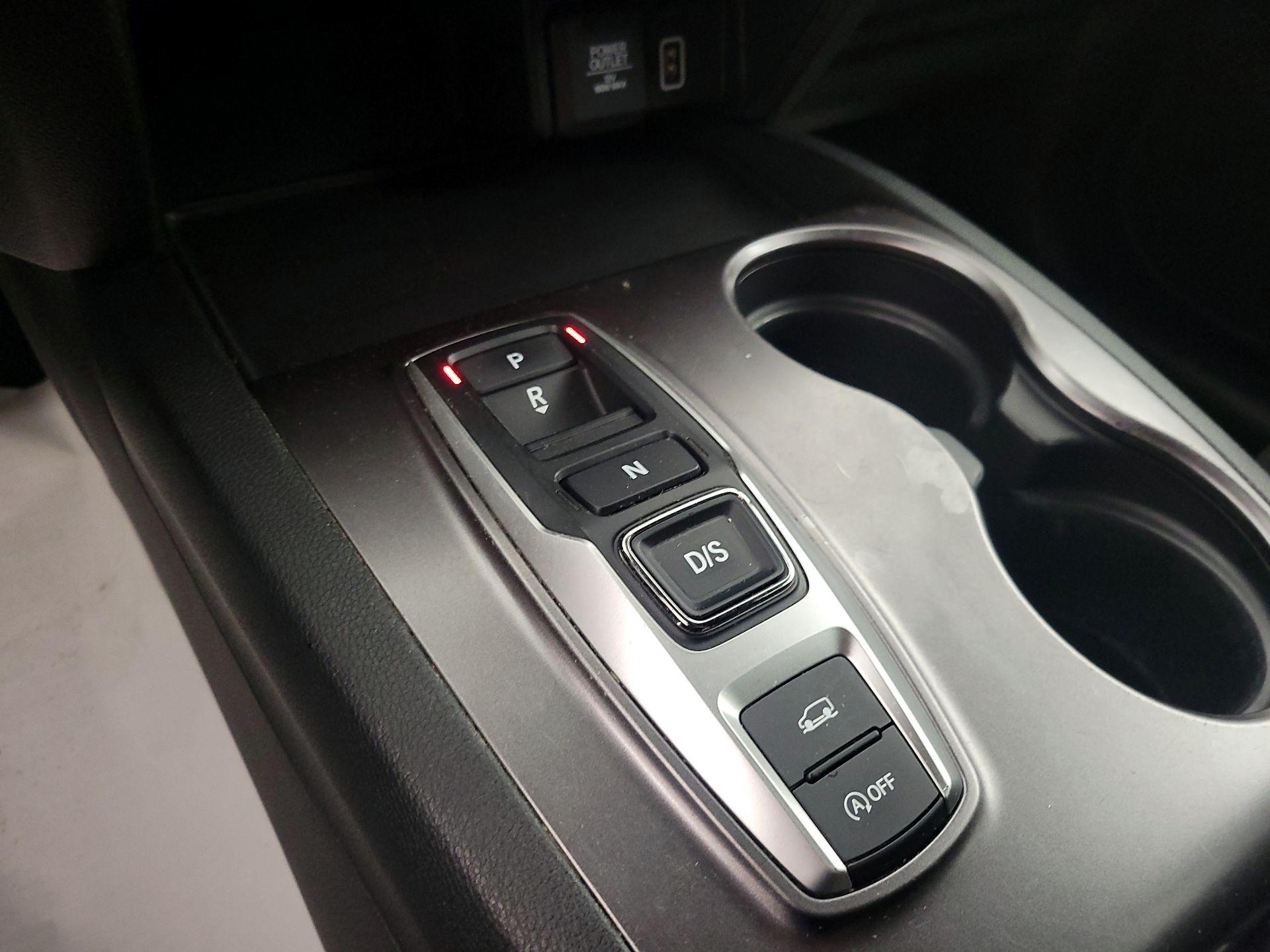Thumbnail: 2019 Honda Passport - 17