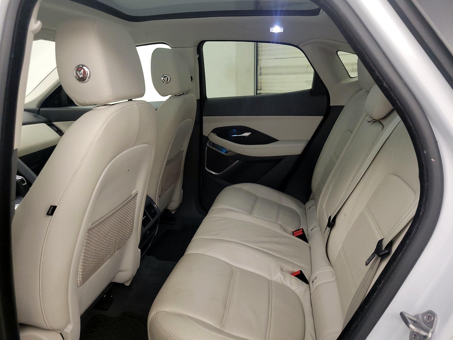Thumbnail: 2019 Jaguar E-Pace - 20