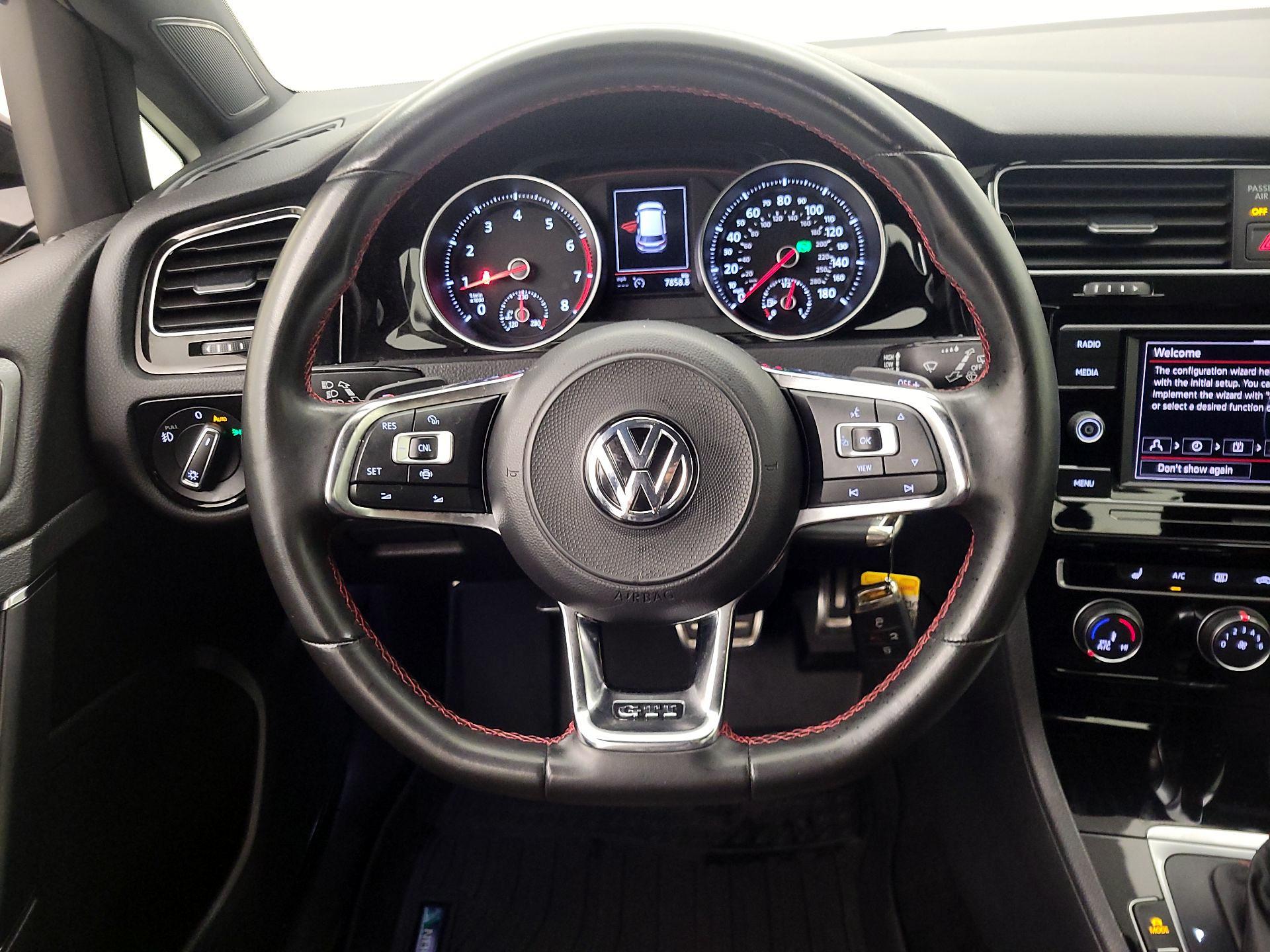 Thumbnail: 2020 Volkswagen Golf - 10
