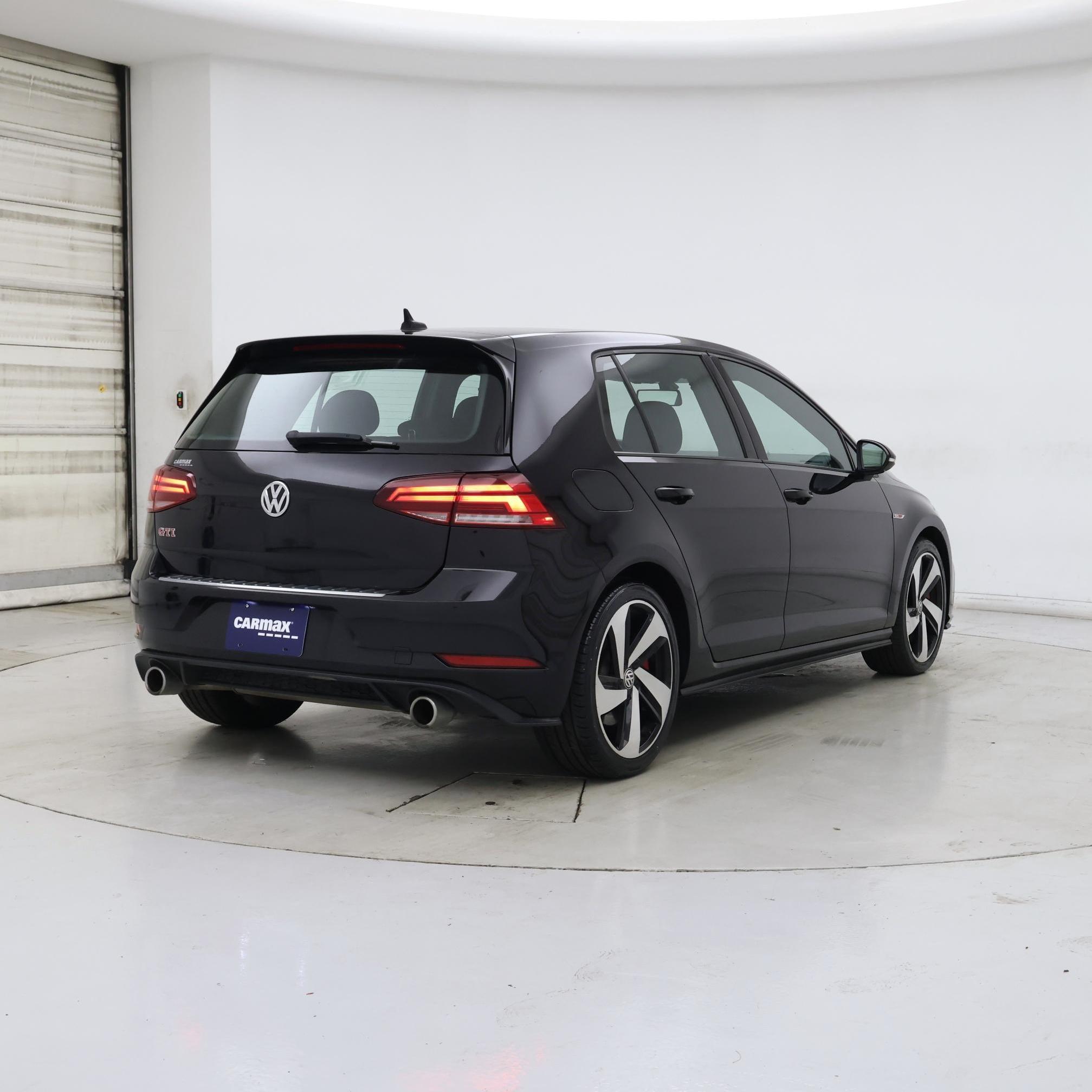 Thumbnail: 2020 Volkswagen Golf - 8