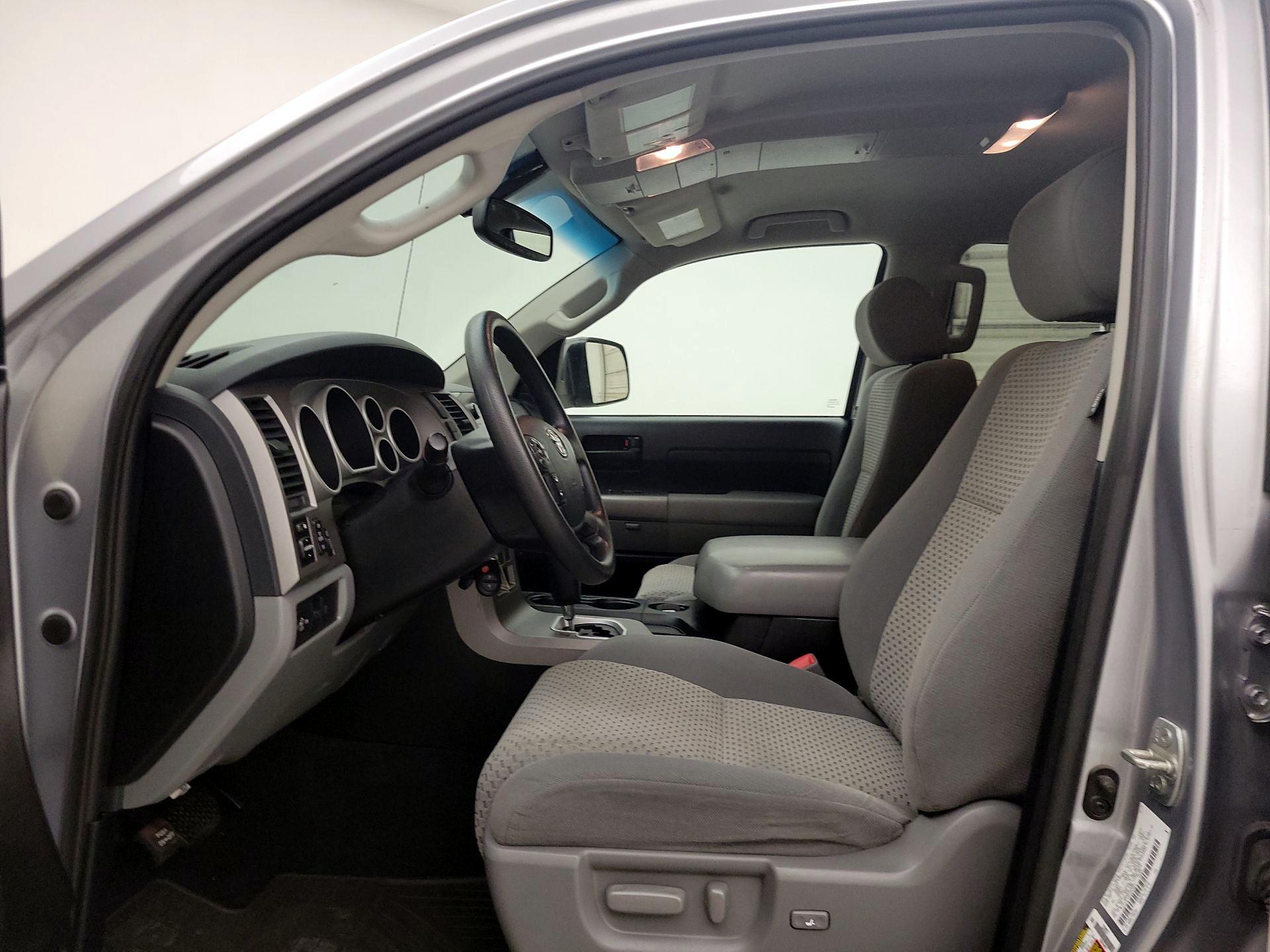 Thumbnail: 2013 Toyota Tundra - 11