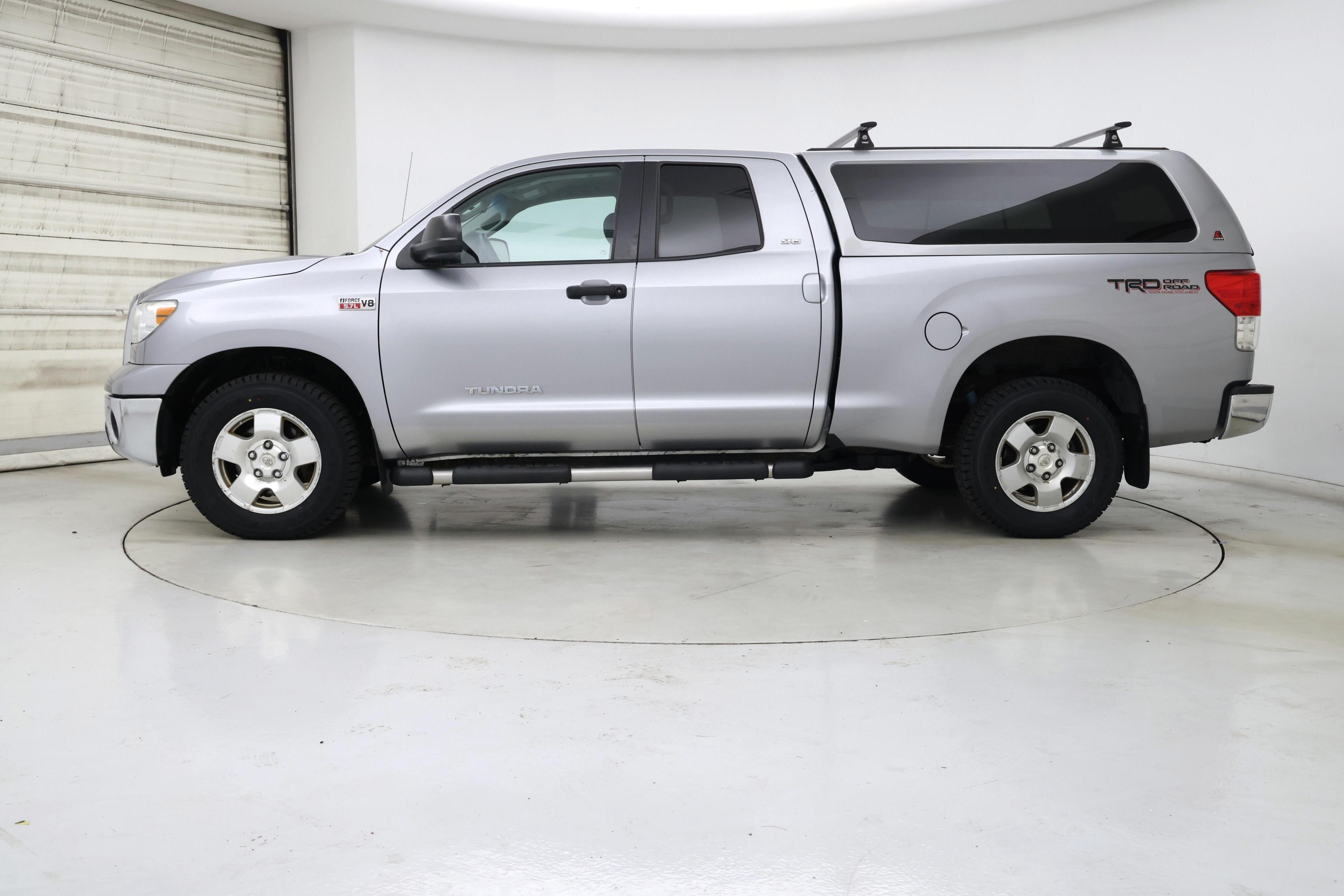 Thumbnail: 2013 Toyota Tundra - 3