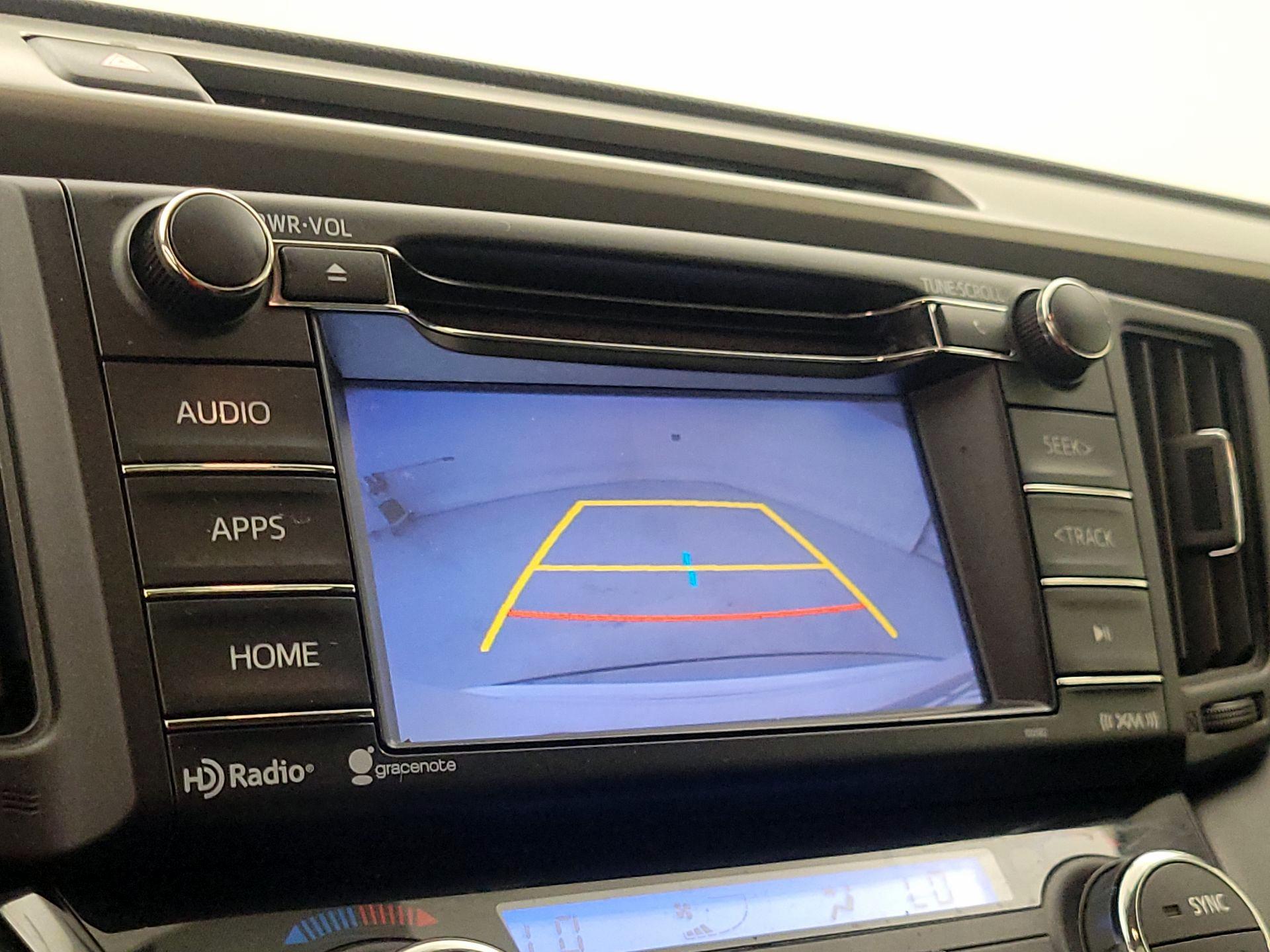 Thumbnail: 2016 Toyota RAV4 - 14