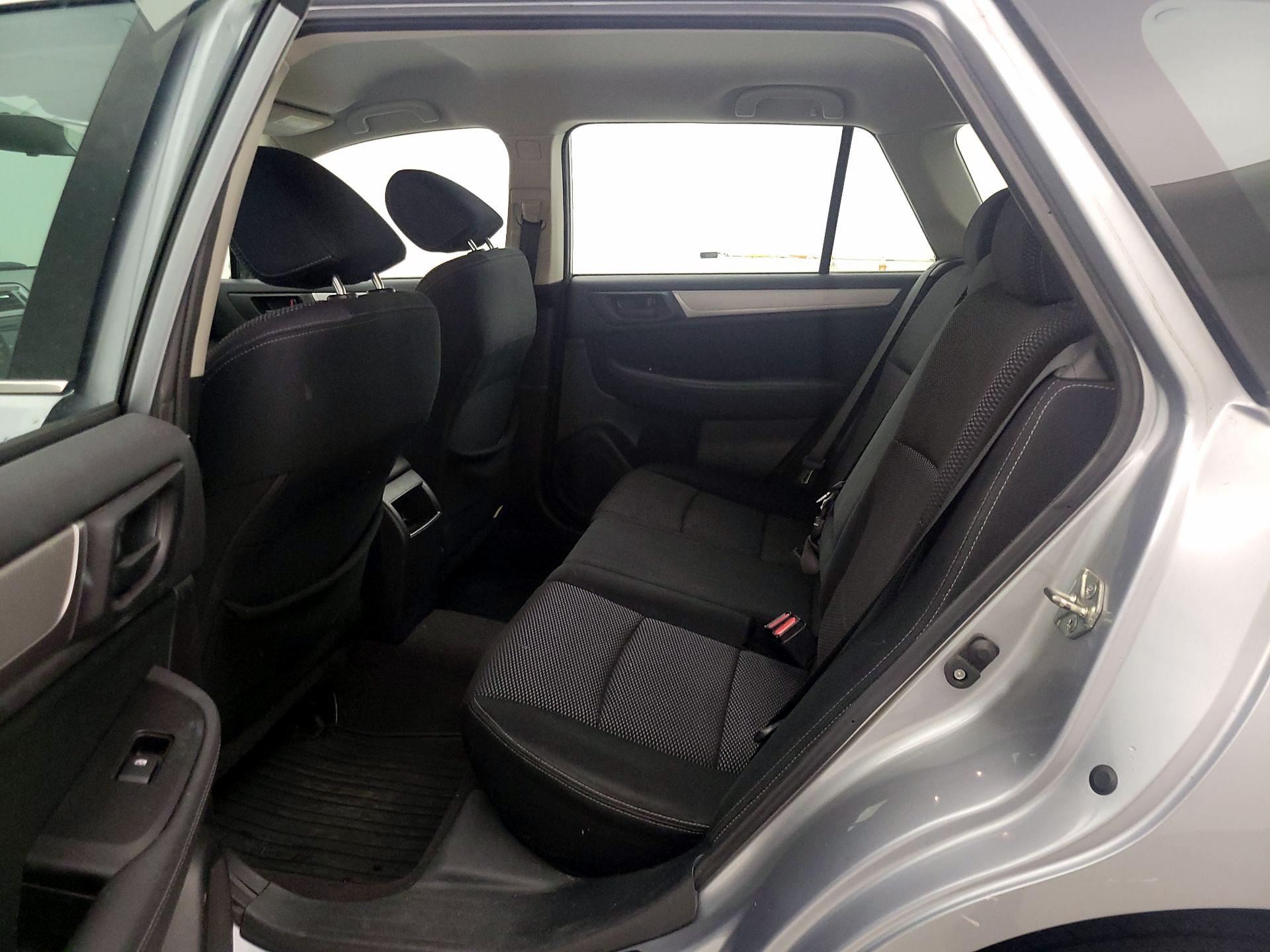 Thumbnail: 2016 Subaru Outback - 19