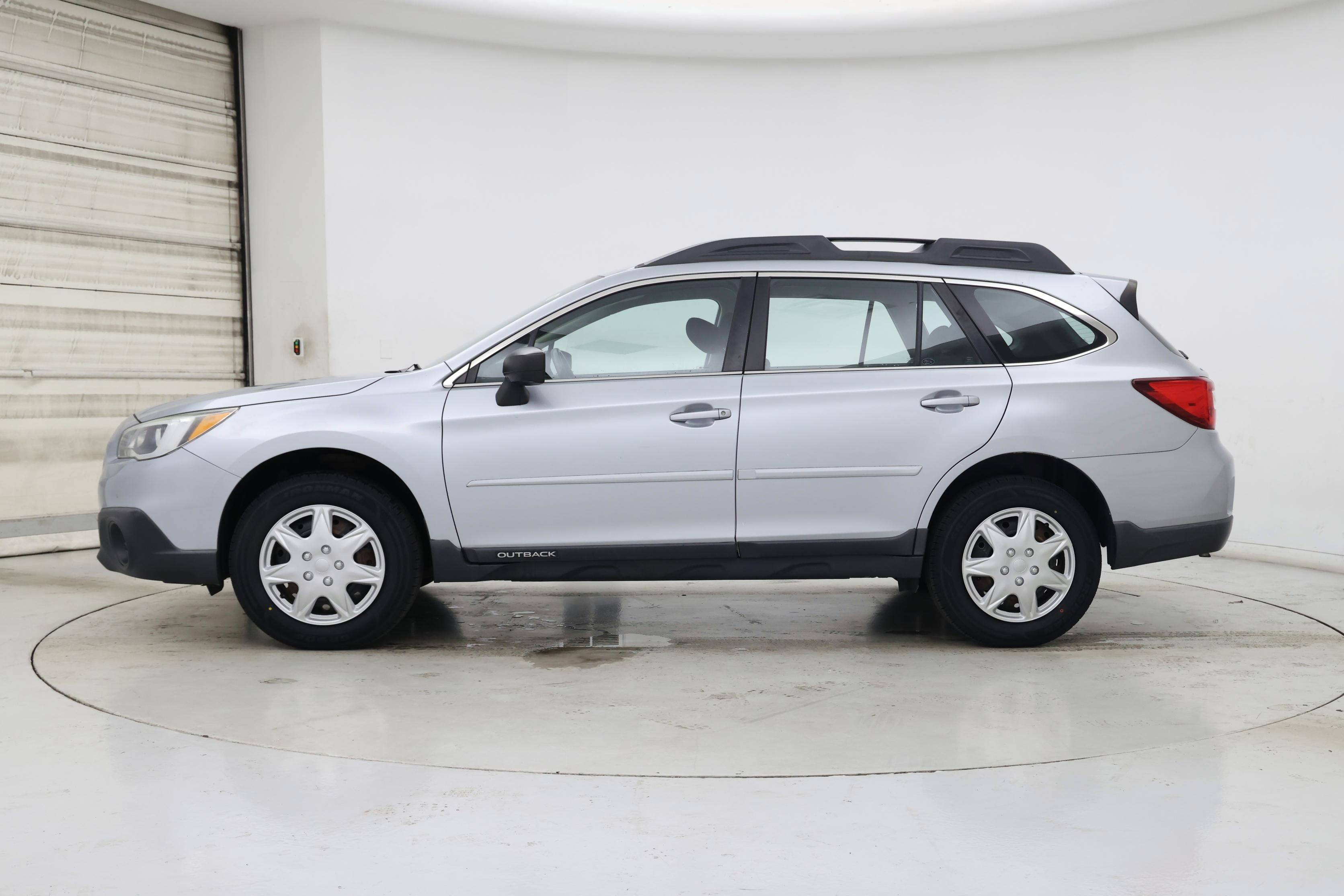 Thumbnail: 2016 Subaru Outback - 3