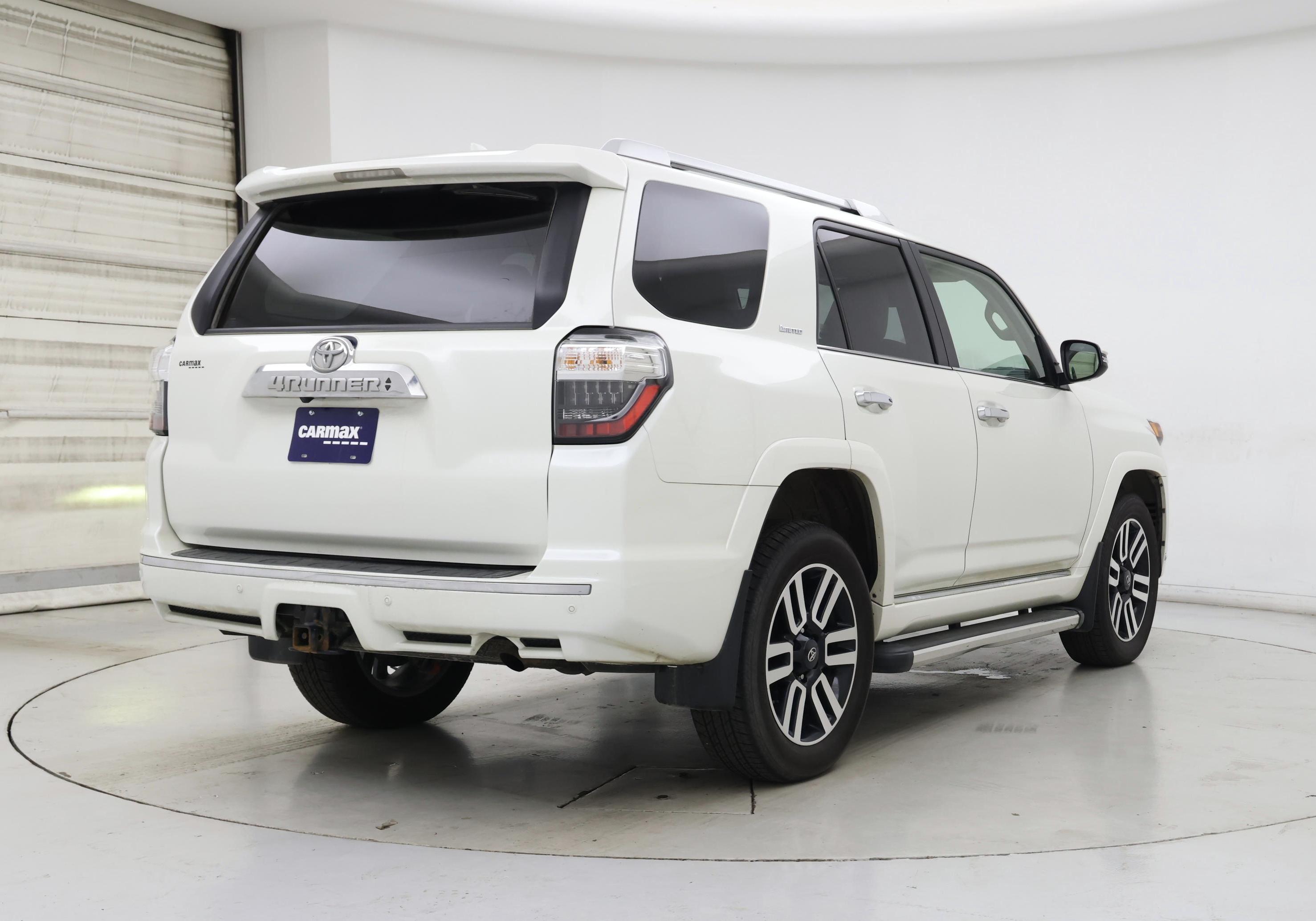 Thumbnail: 2023 Toyota 4Runner - 8