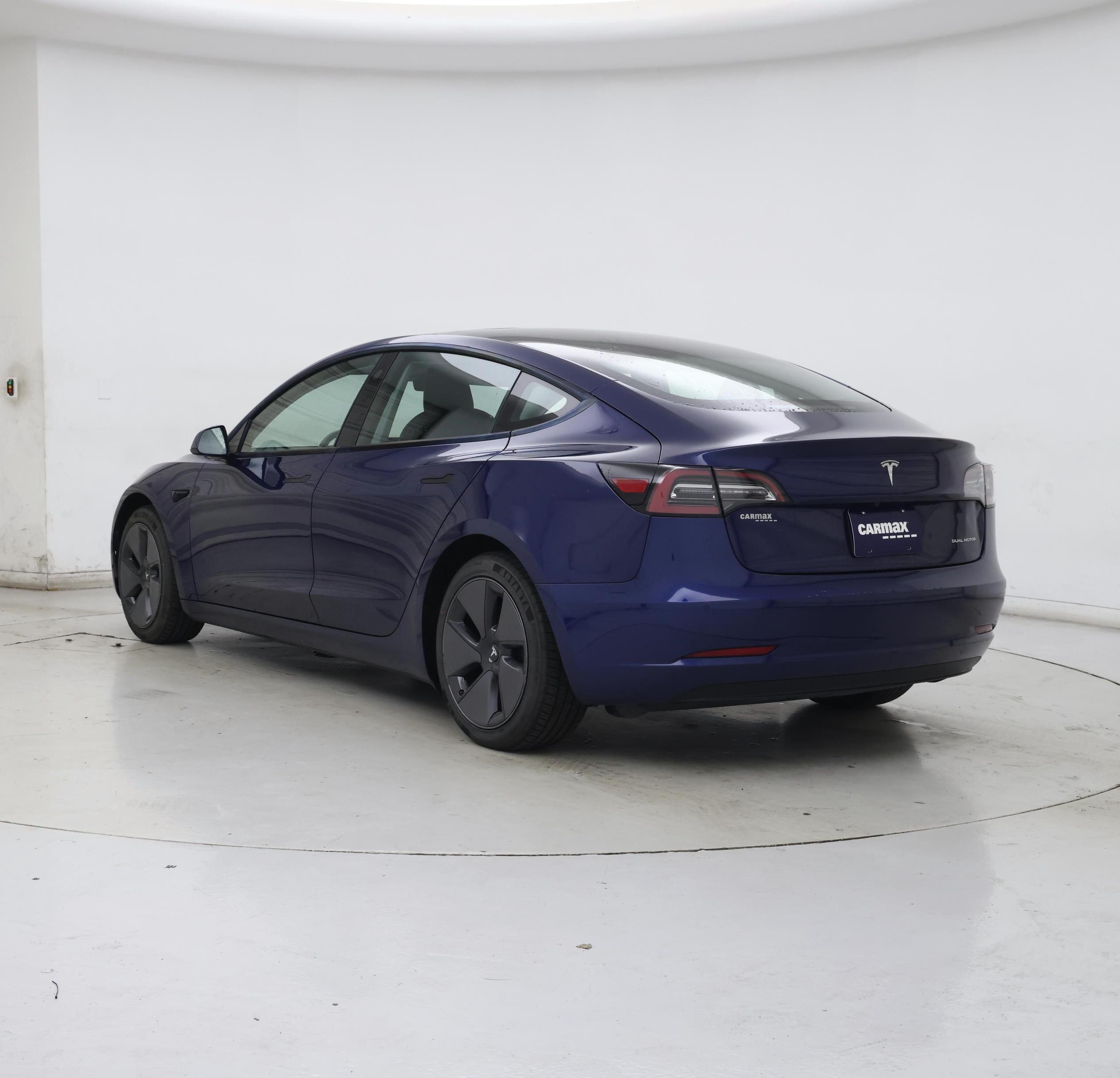 Thumbnail: 2021 Tesla Model 3 - 2