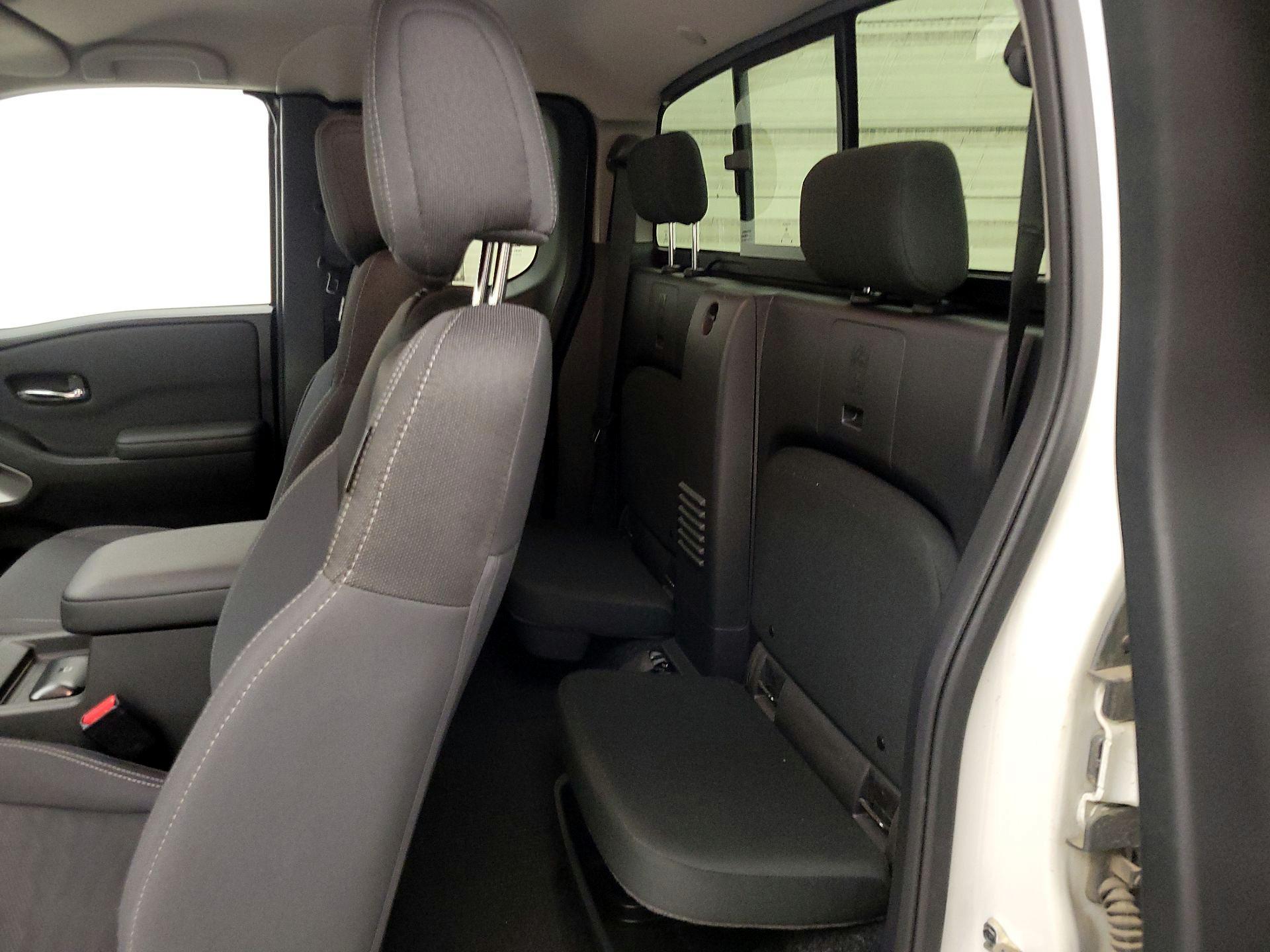 Thumbnail: 2024 Nissan Frontier - 19