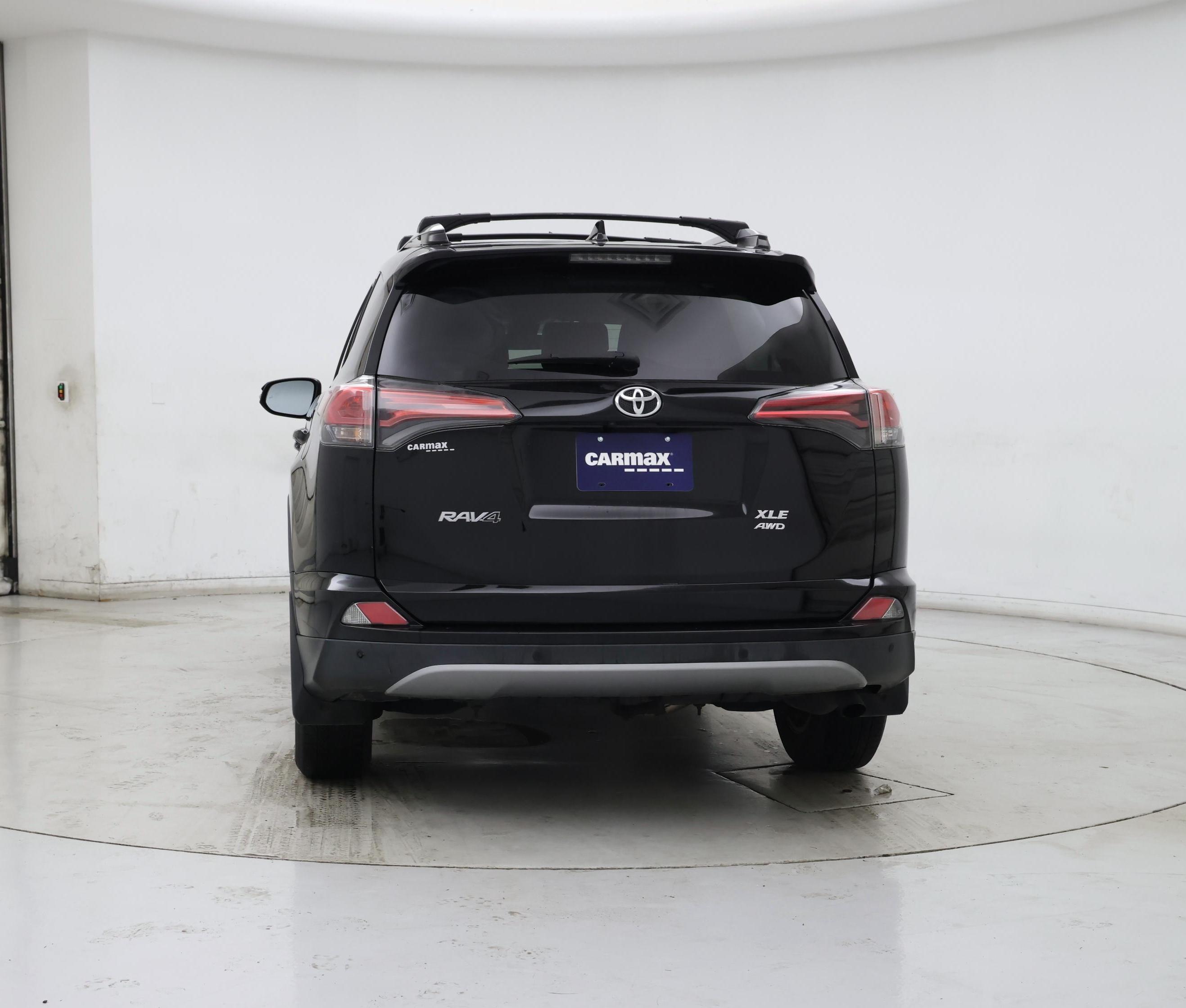 Thumbnail: 2017 Toyota RAV4 - 6