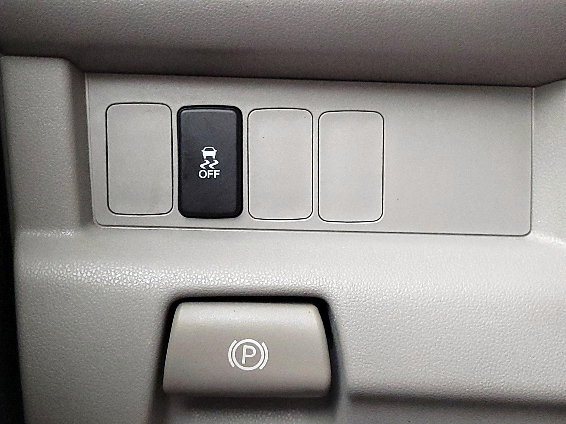 Thumbnail: 2013 Honda Pilot - 13