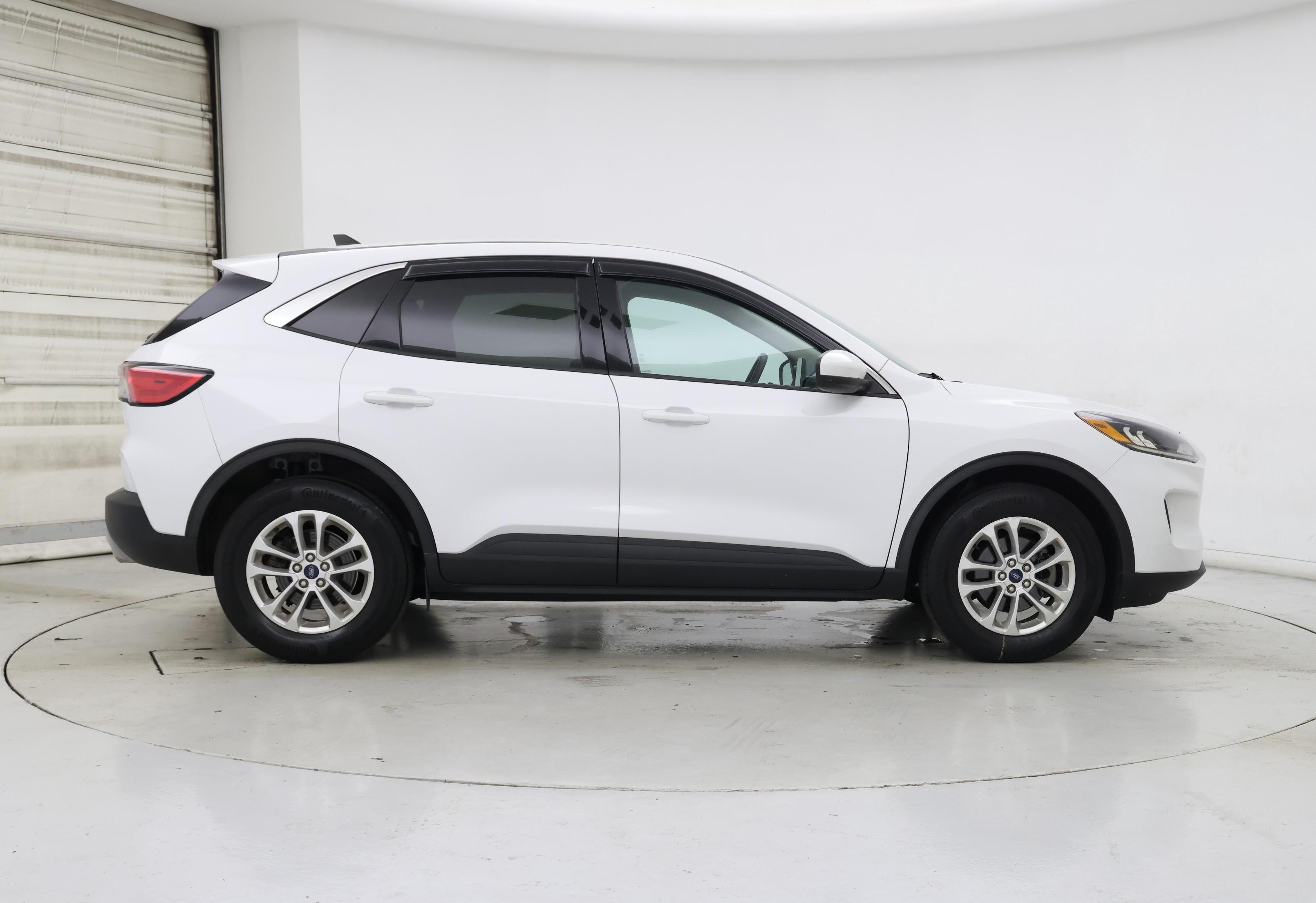 Thumbnail: 2020 Ford Escape - 7