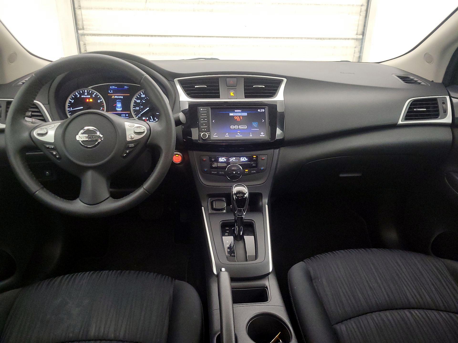 Thumbnail: 2019 Nissan Sentra - 9