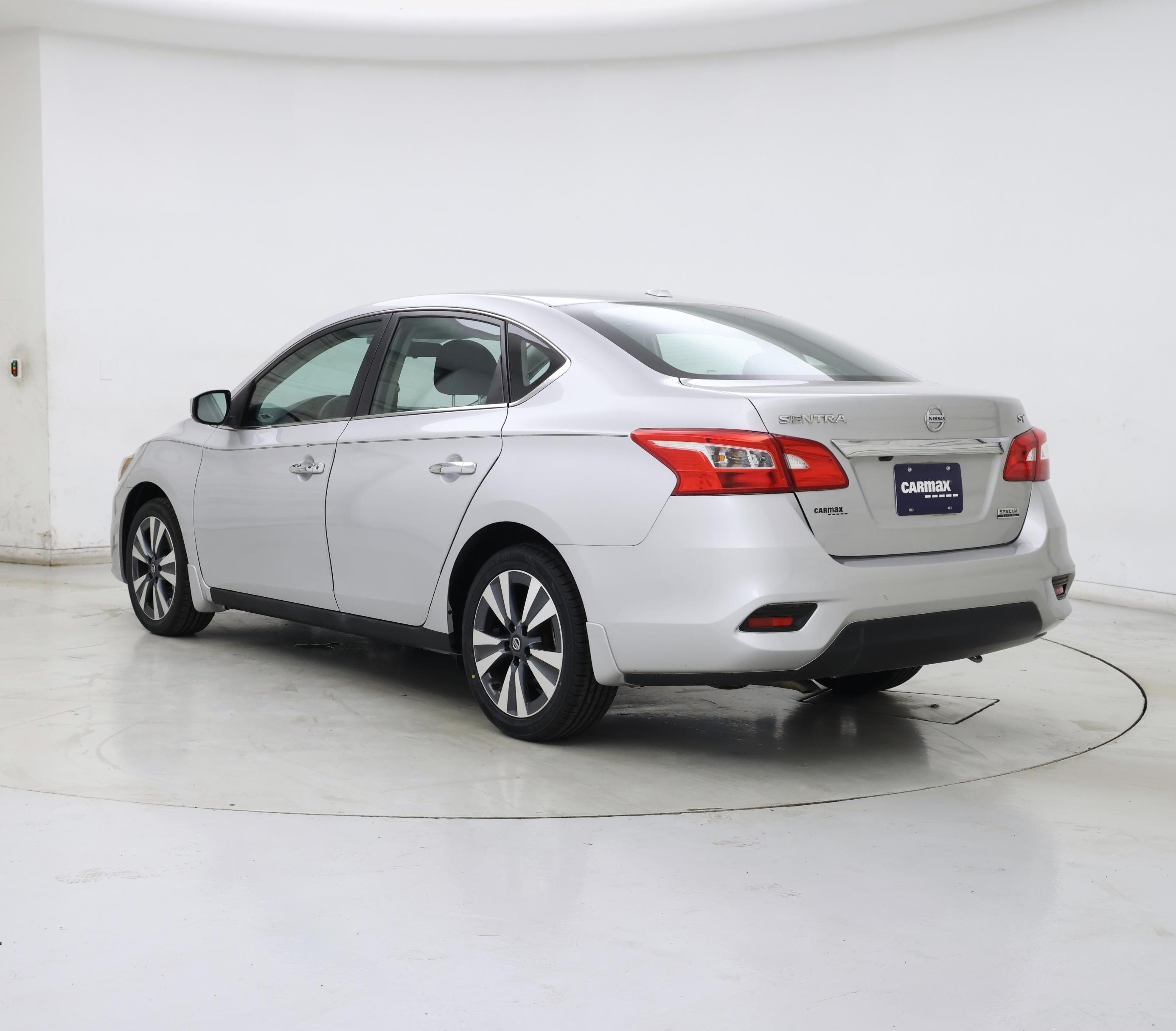Thumbnail: 2019 Nissan Sentra - 2