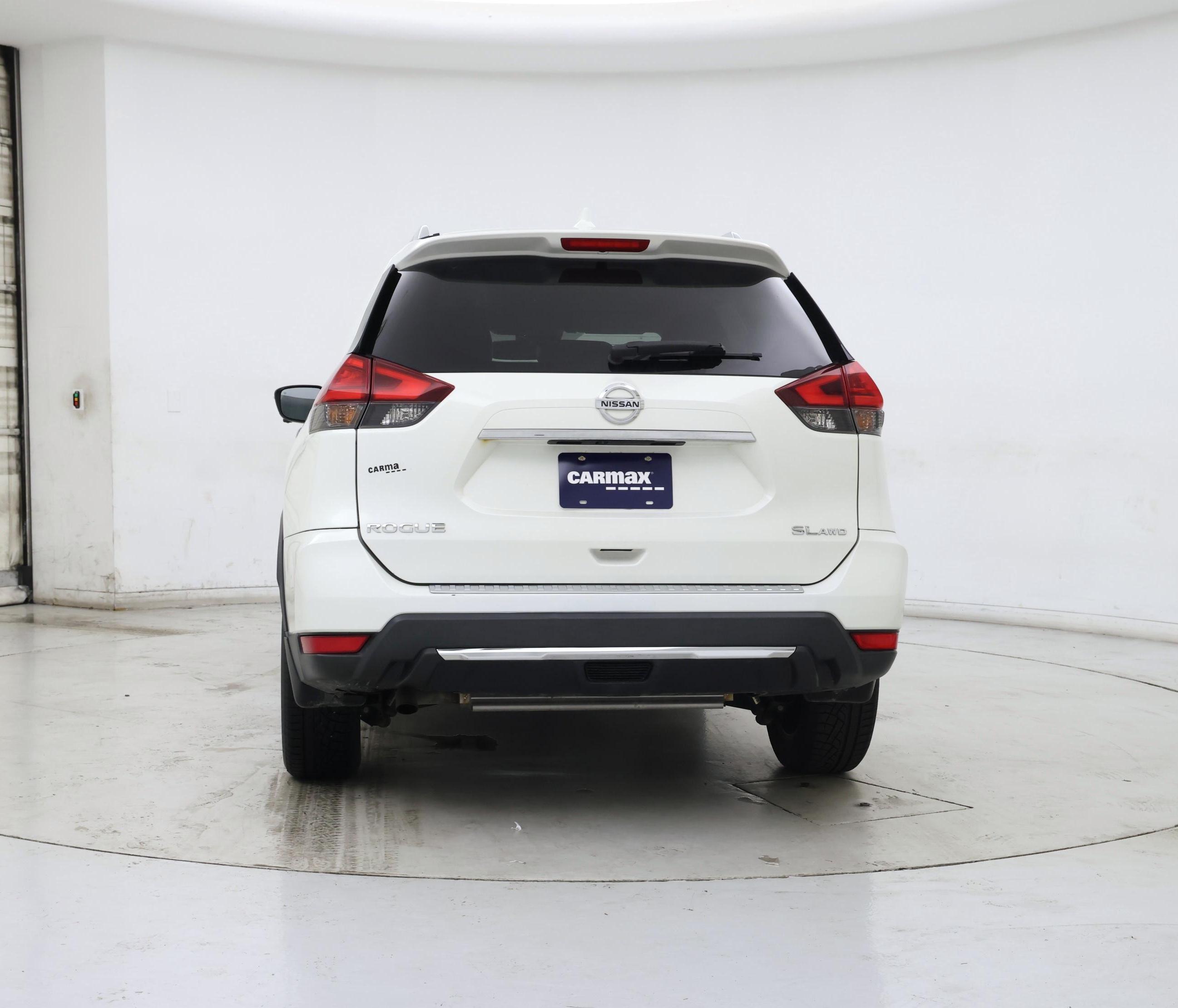 Thumbnail: 2017 Nissan Rogue - 6