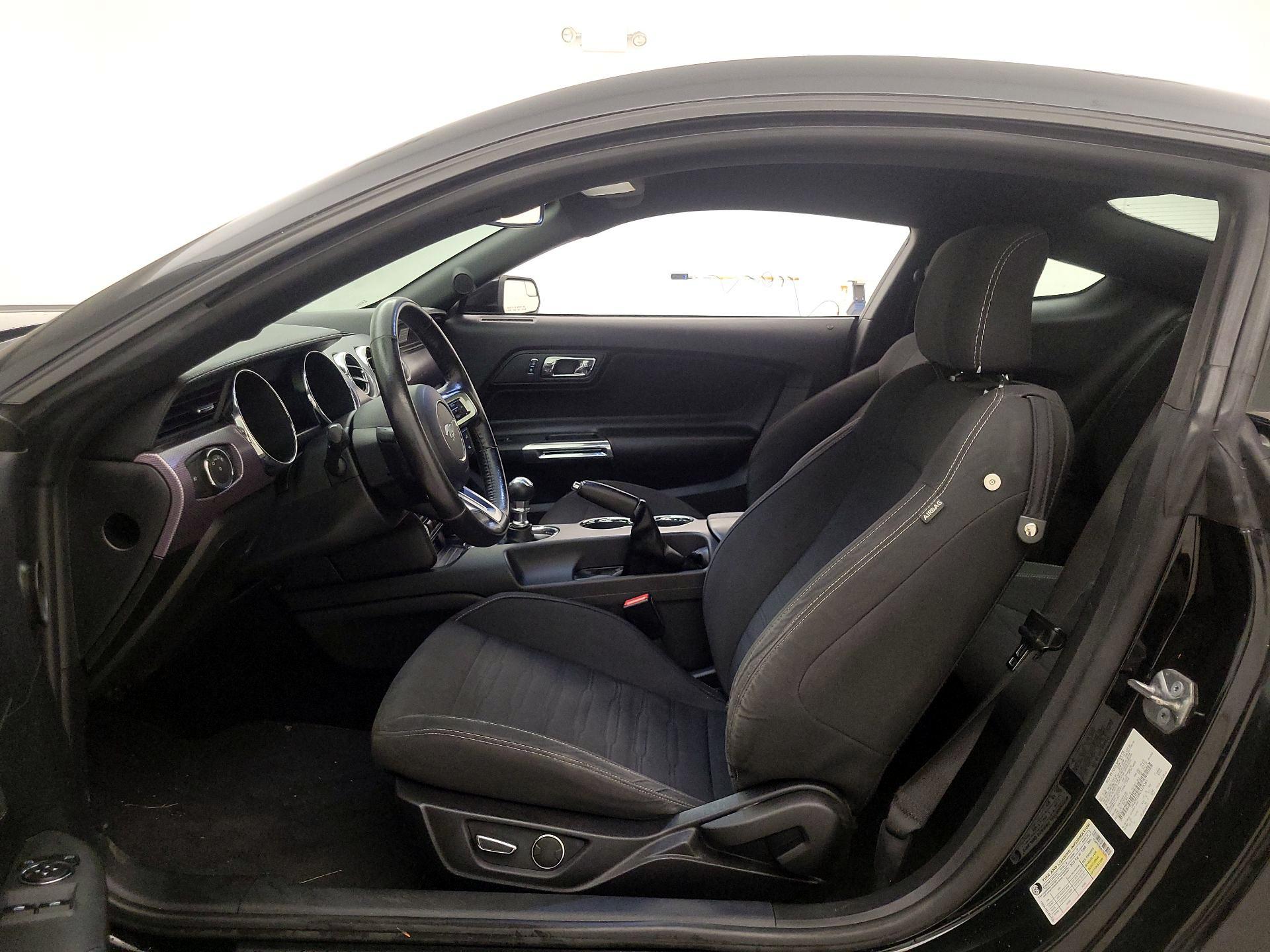 Thumbnail: 2016 Ford Mustang - 11