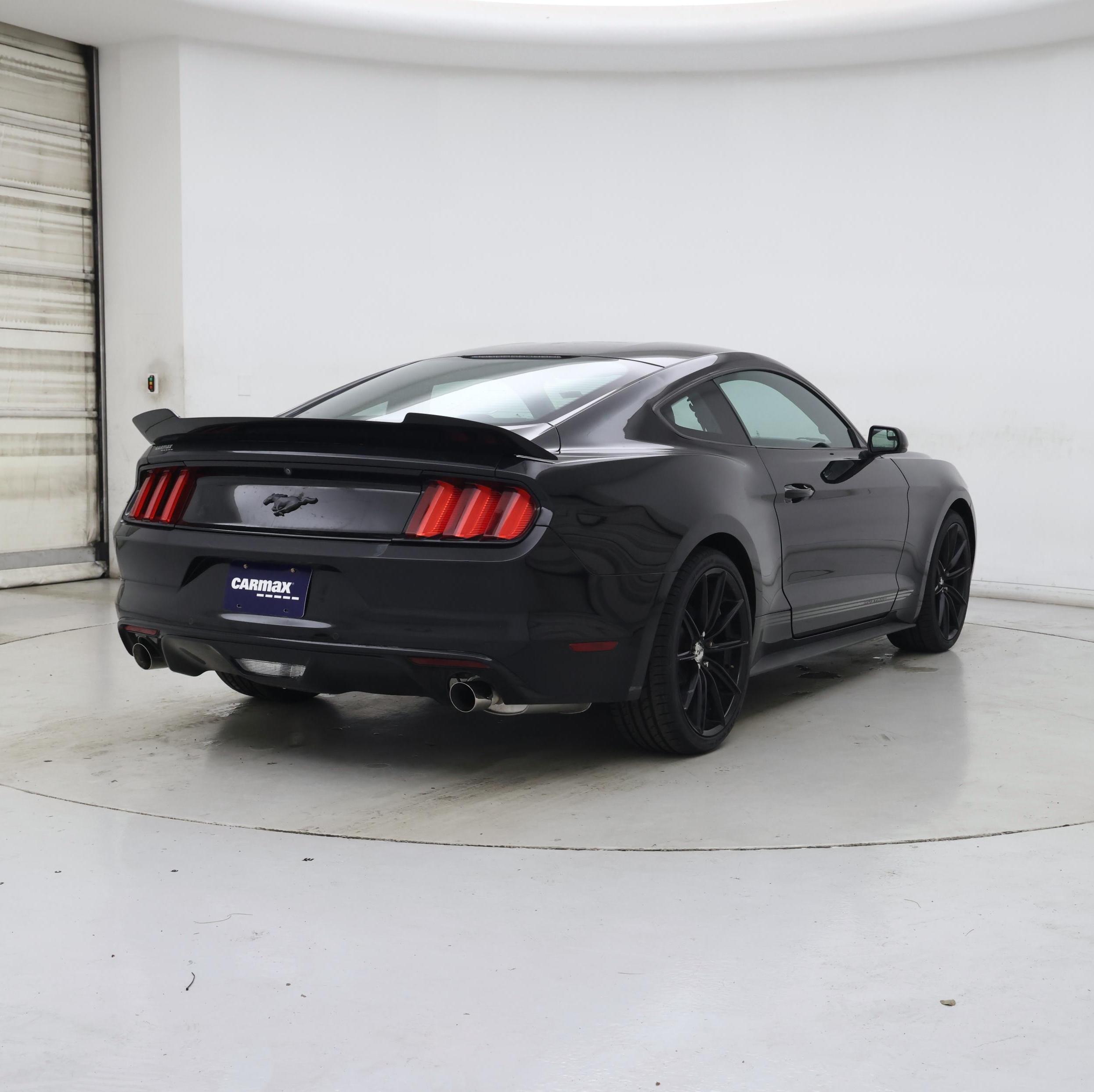 Thumbnail: 2016 Ford Mustang - 8