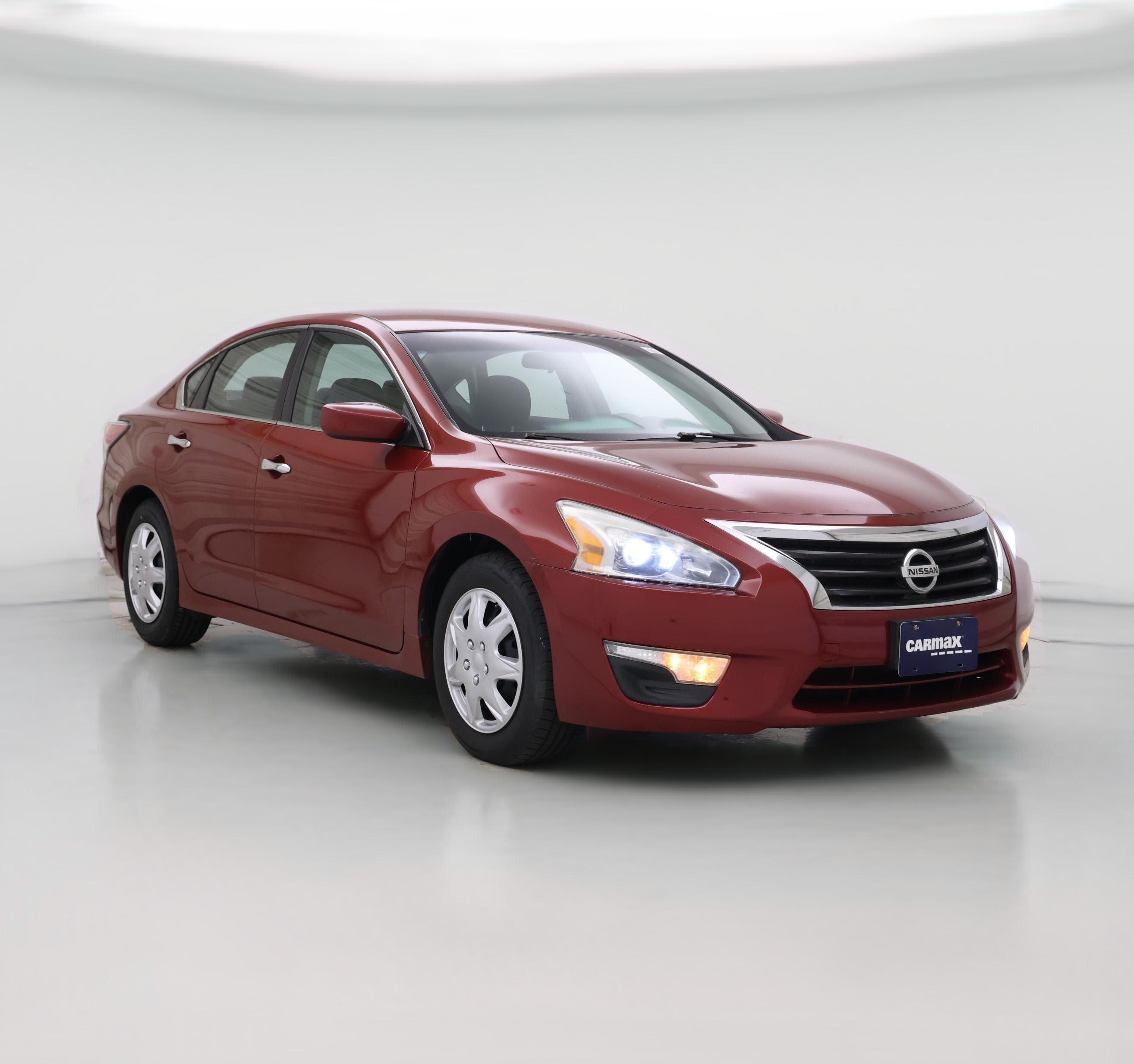 Thumbnail: 2015 Nissan Altima - 1