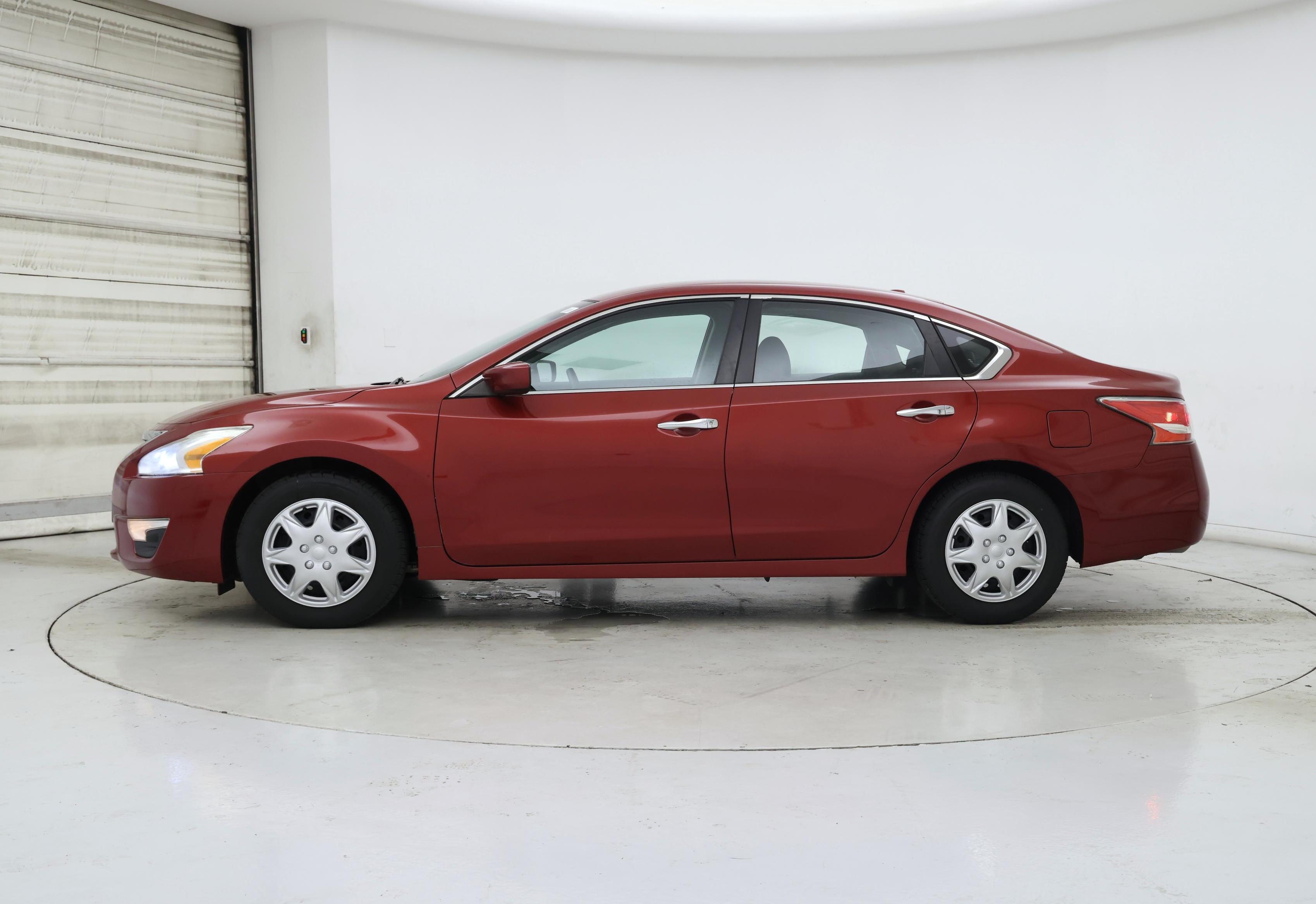 Thumbnail: 2015 Nissan Altima - 3