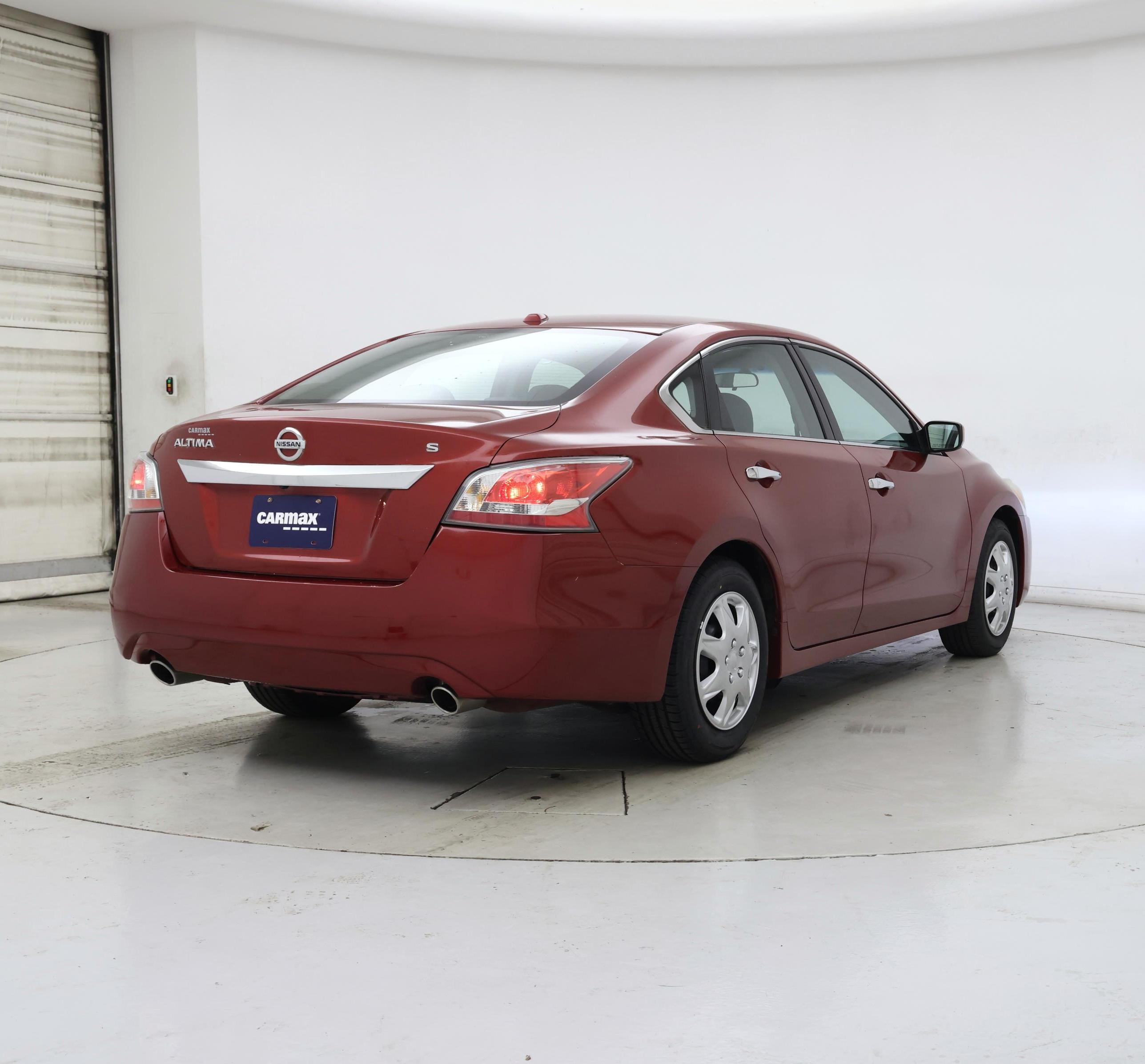 Thumbnail: 2015 Nissan Altima - 8