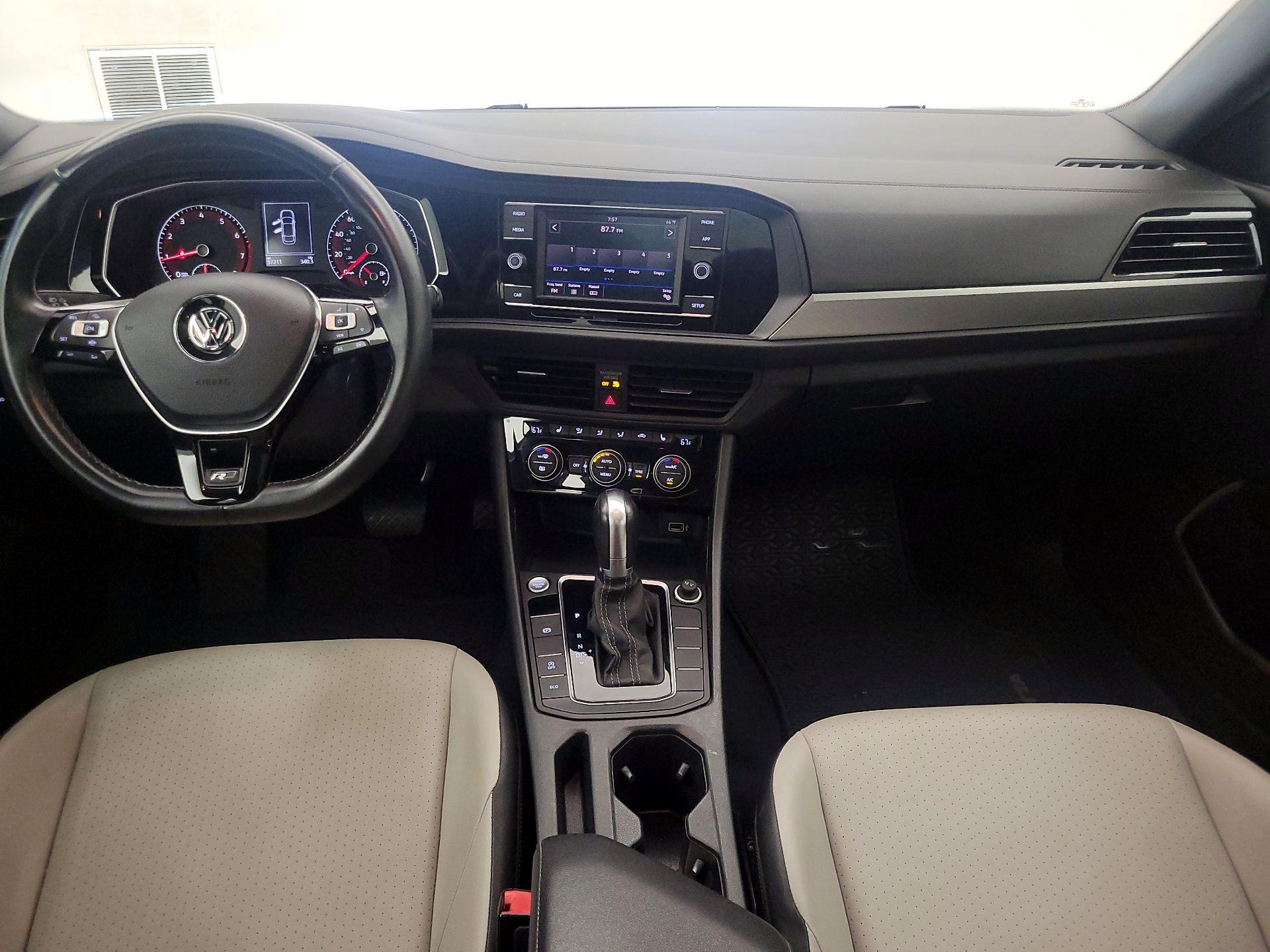 Thumbnail: 2019 Volkswagen Jetta - 9