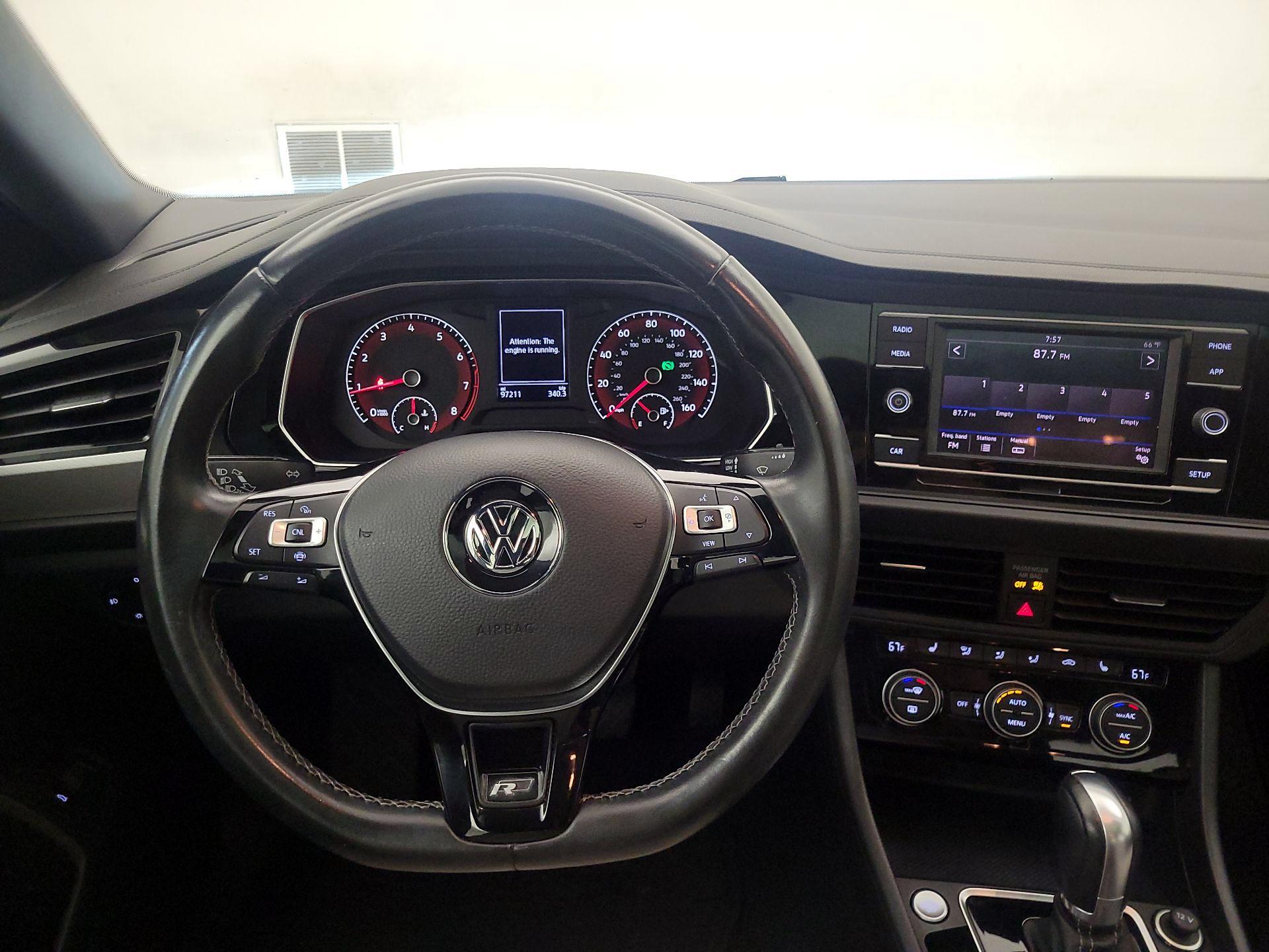 Thumbnail: 2019 Volkswagen Jetta - 10