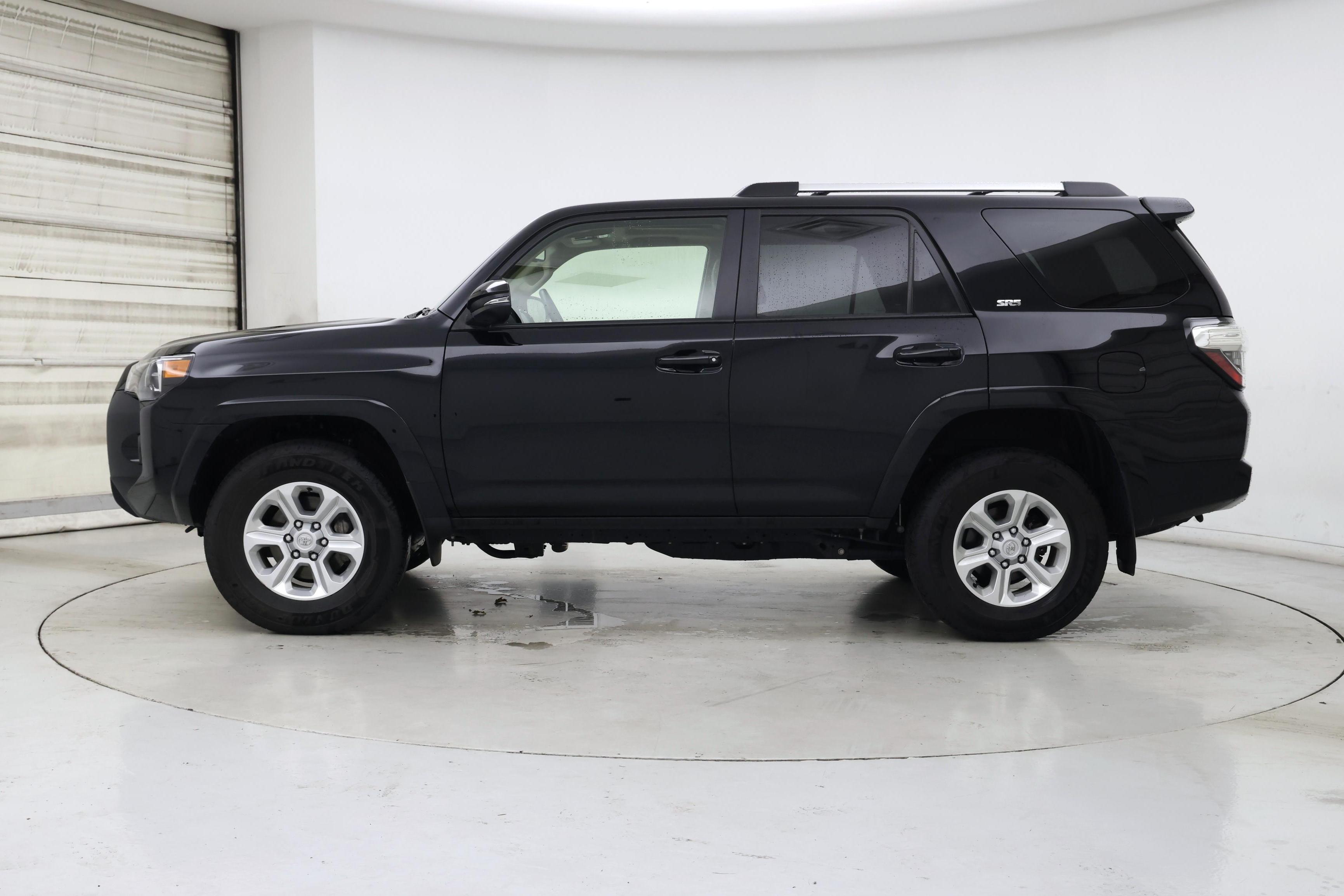 Thumbnail: 2023 Toyota 4Runner - 3