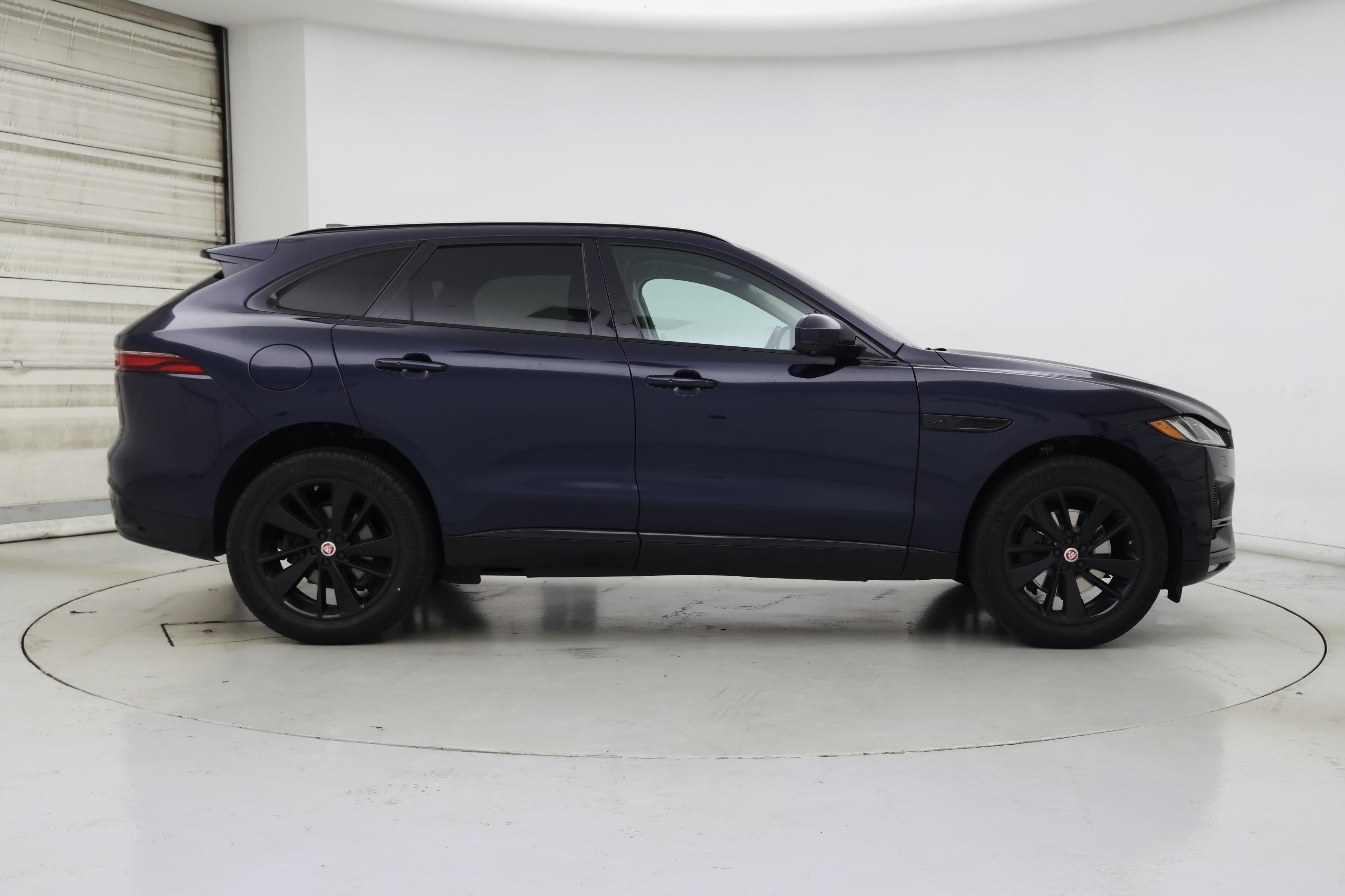 Thumbnail: 2021 Jaguar F-Pace - 7