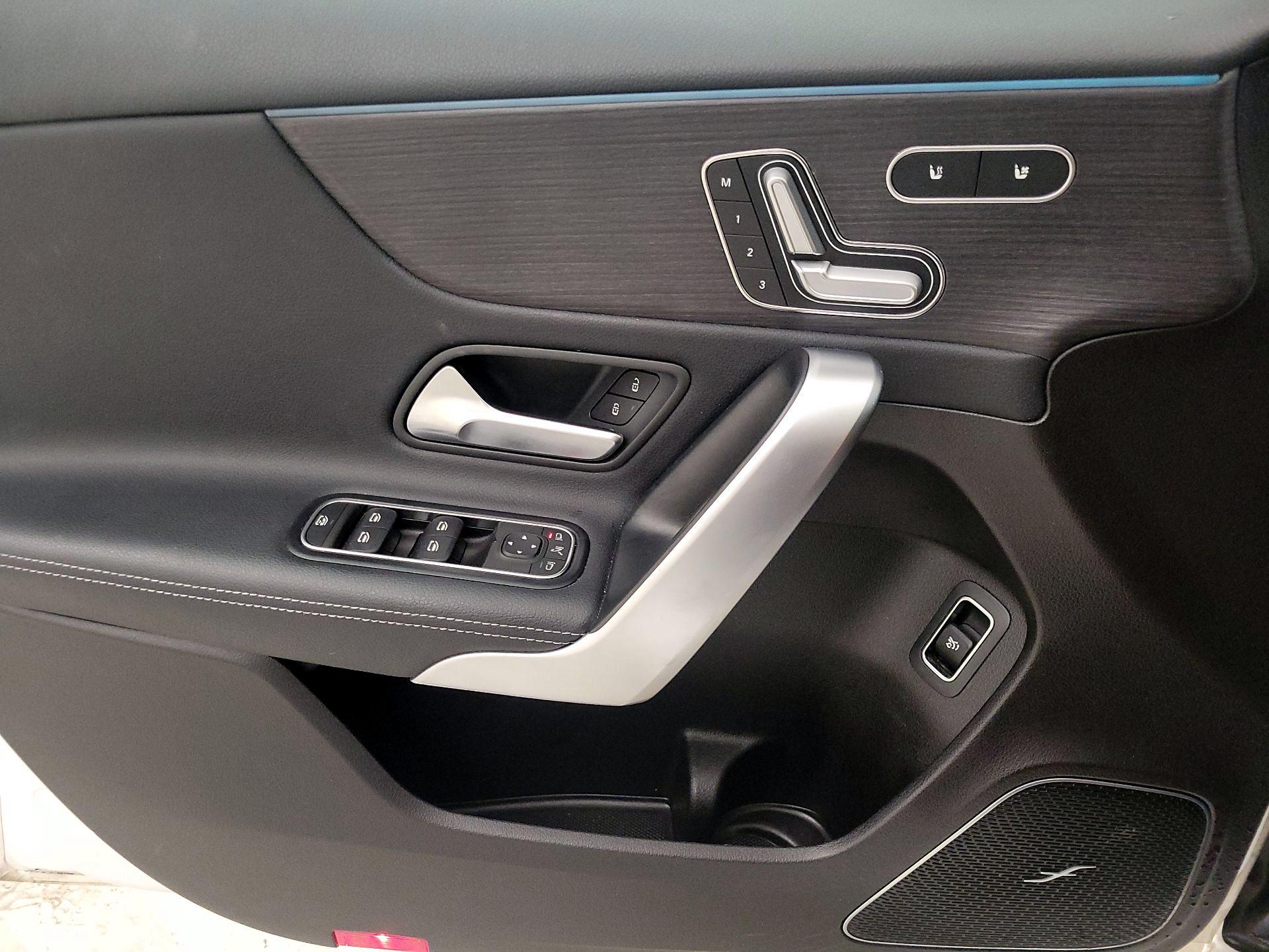 Thumbnail: 2019 Mercedes-Benz A-Class - 12