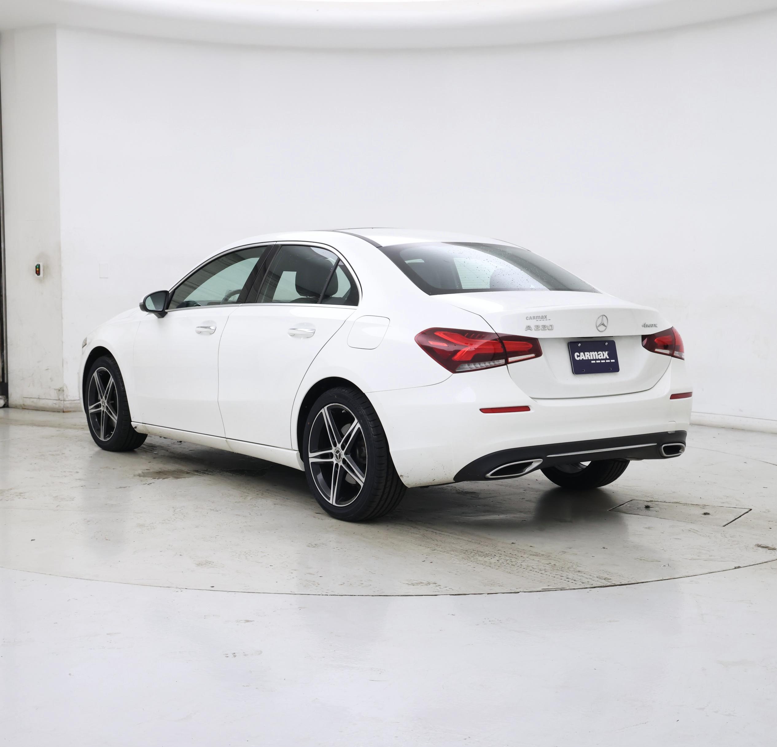 Thumbnail: 2019 Mercedes-Benz A-Class - 2