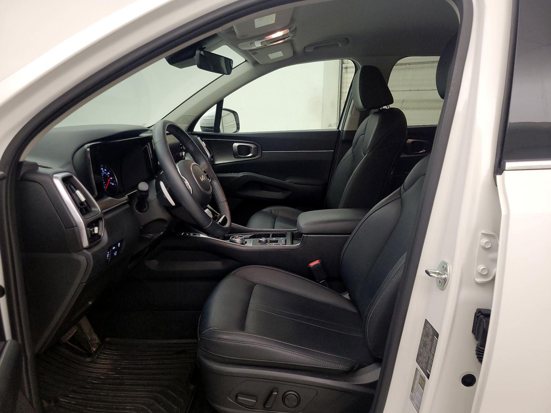 Thumbnail: 2024 Kia Sorento - 11
