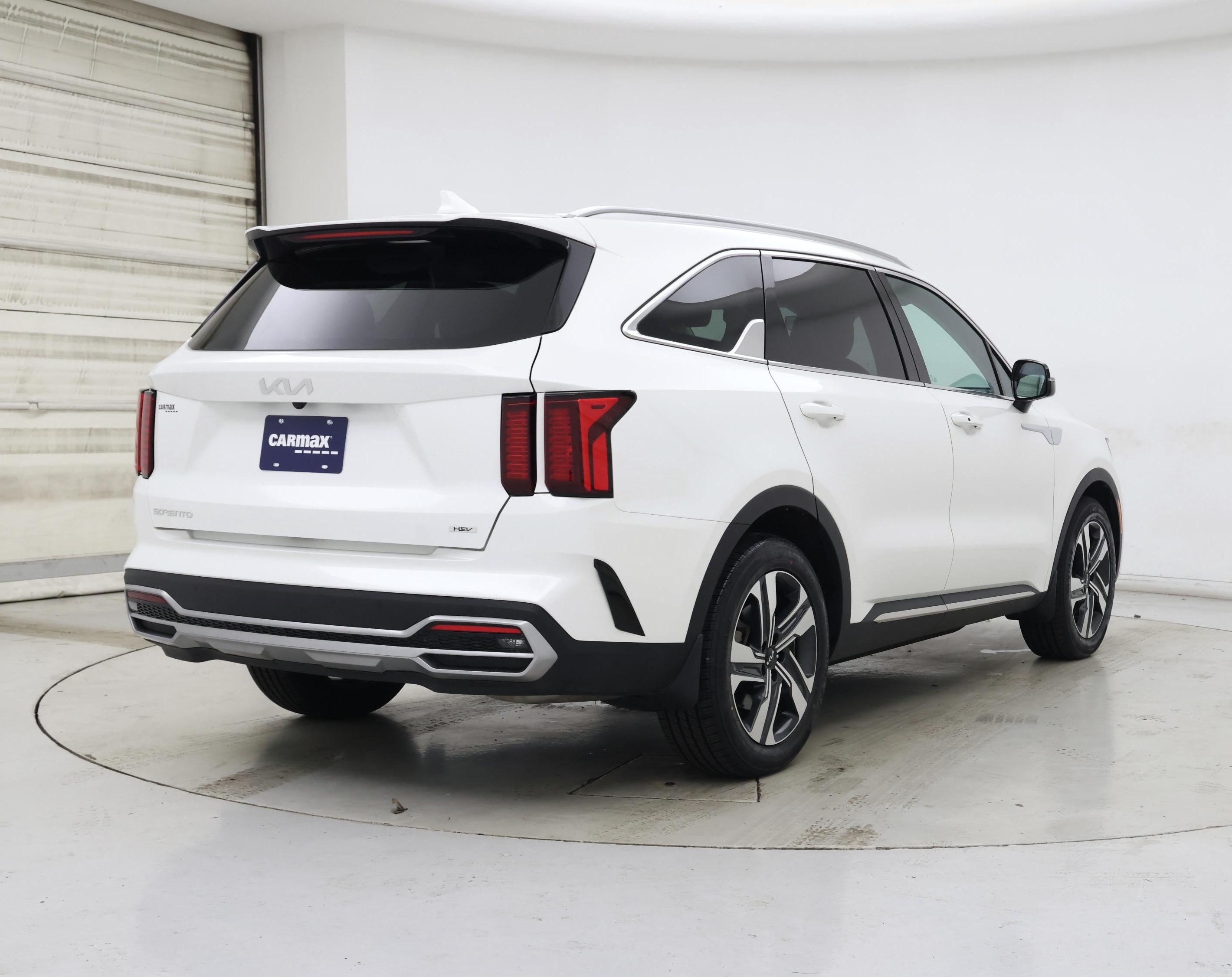 Thumbnail: 2024 Kia Sorento - 8