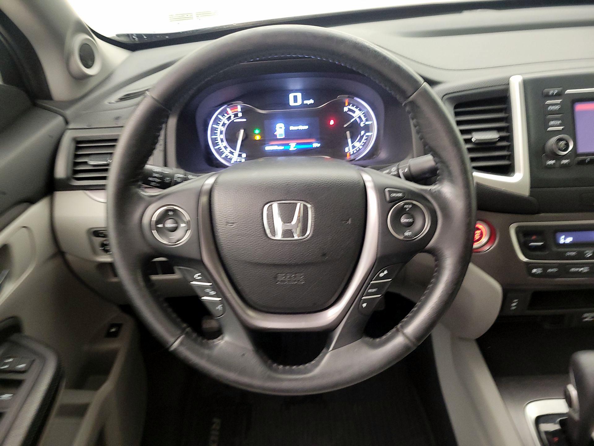 Thumbnail: 2019 Honda Ridgeline - 10