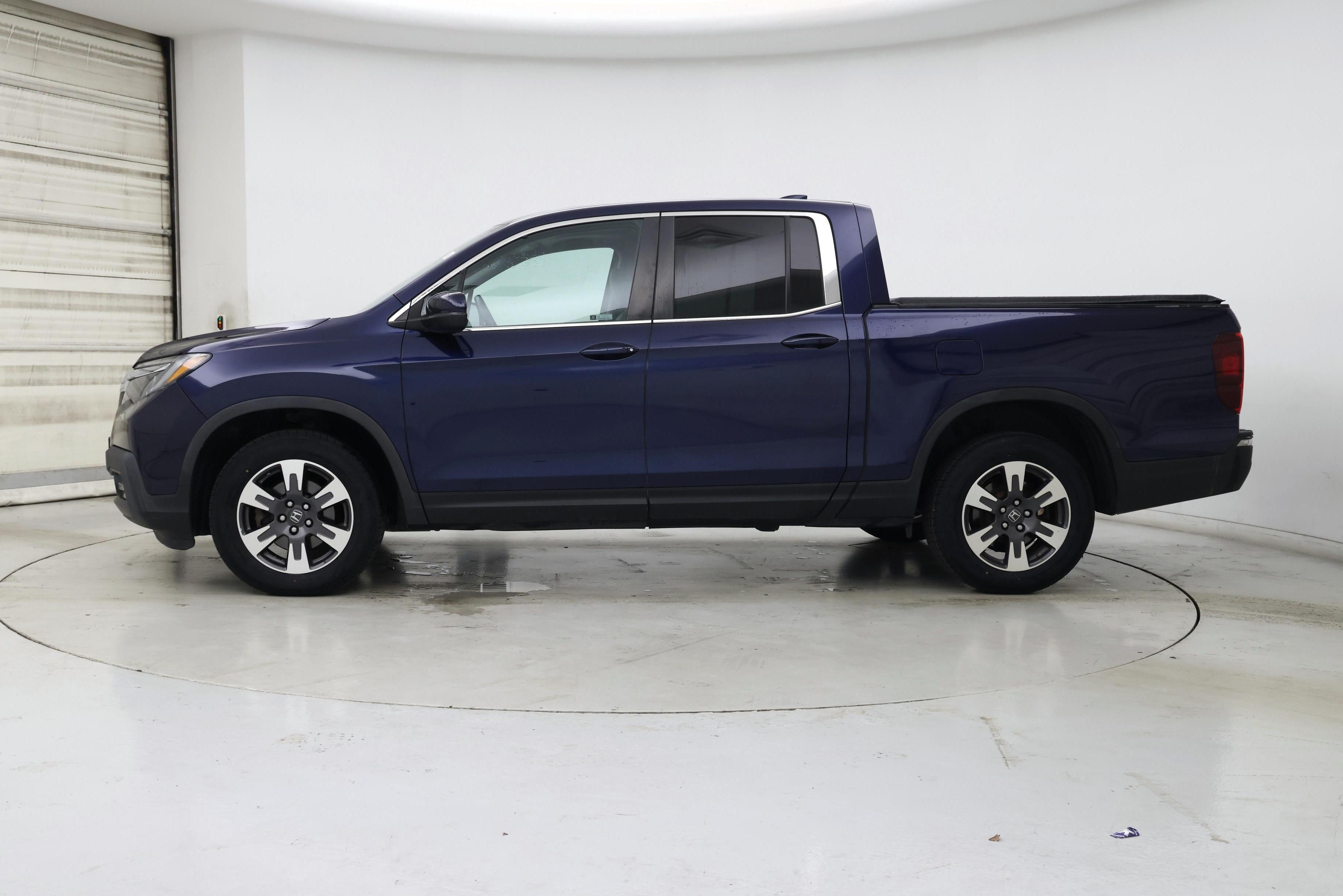 Thumbnail: 2019 Honda Ridgeline - 3