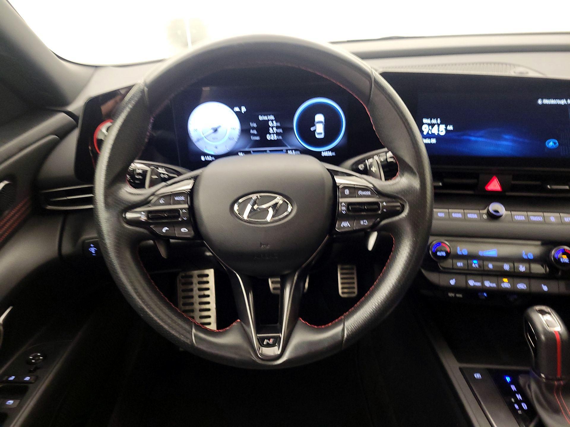 Thumbnail: 2023 Hyundai Elantra - 10