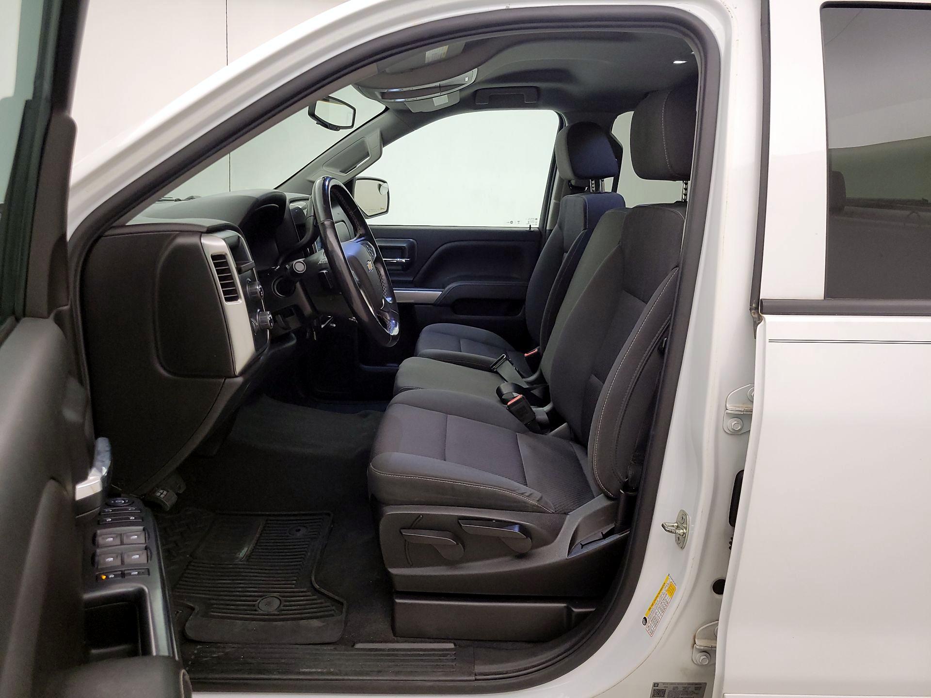 Thumbnail: 2019 Chevrolet Silverado 1500 - 11