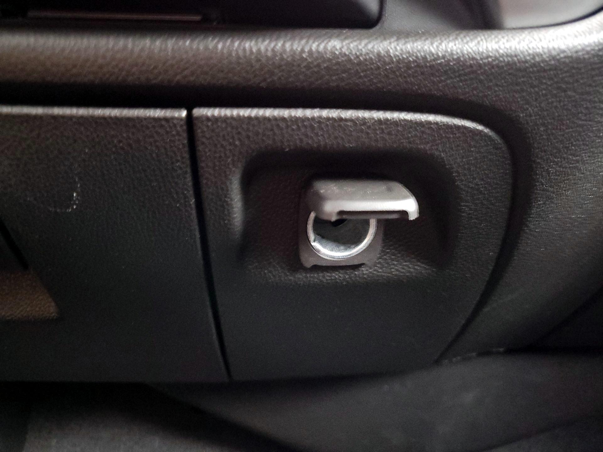 Thumbnail: 2019 Chevrolet Silverado 1500 - 18