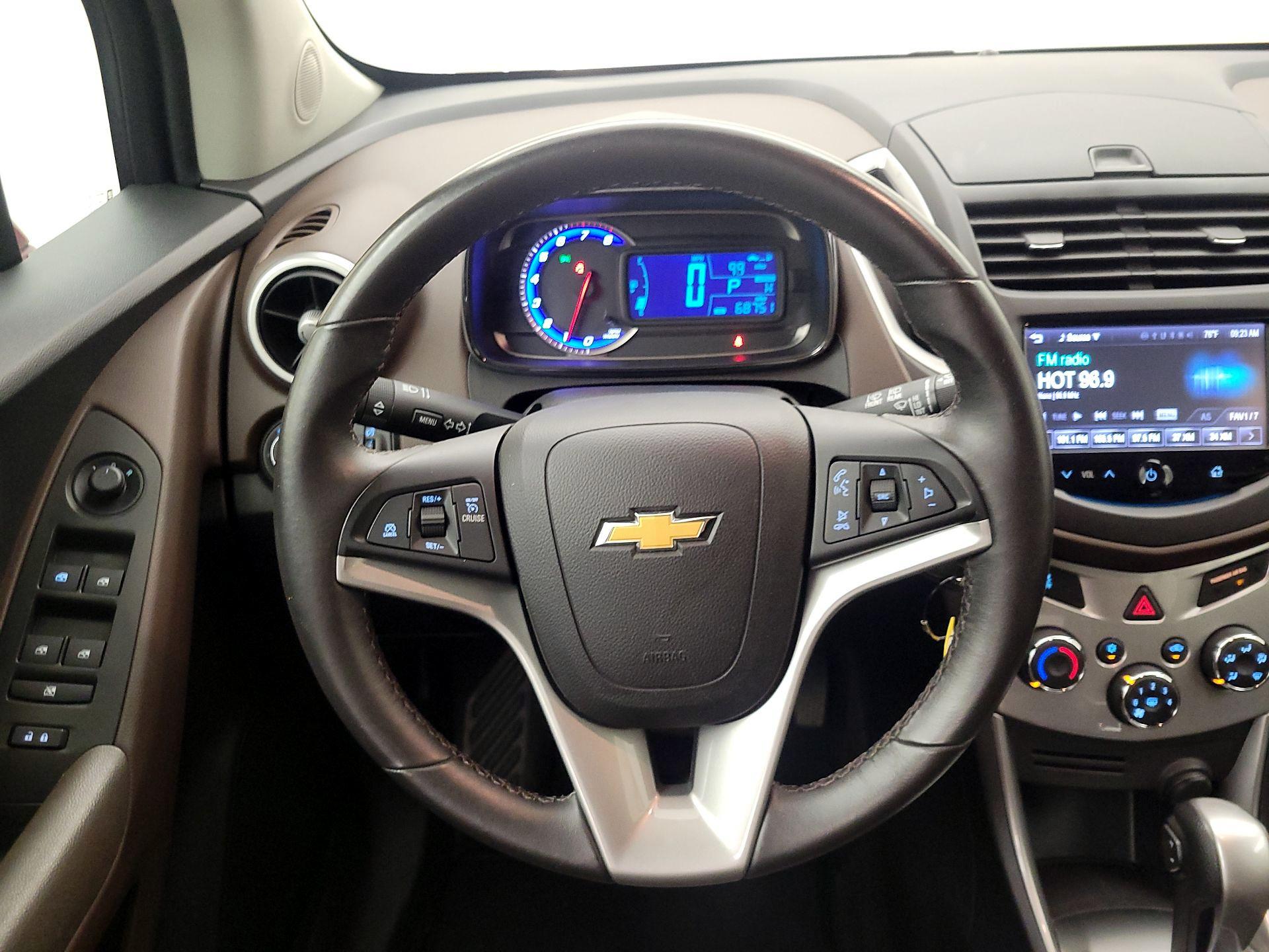 Thumbnail: 2015 Chevrolet Trax - 10