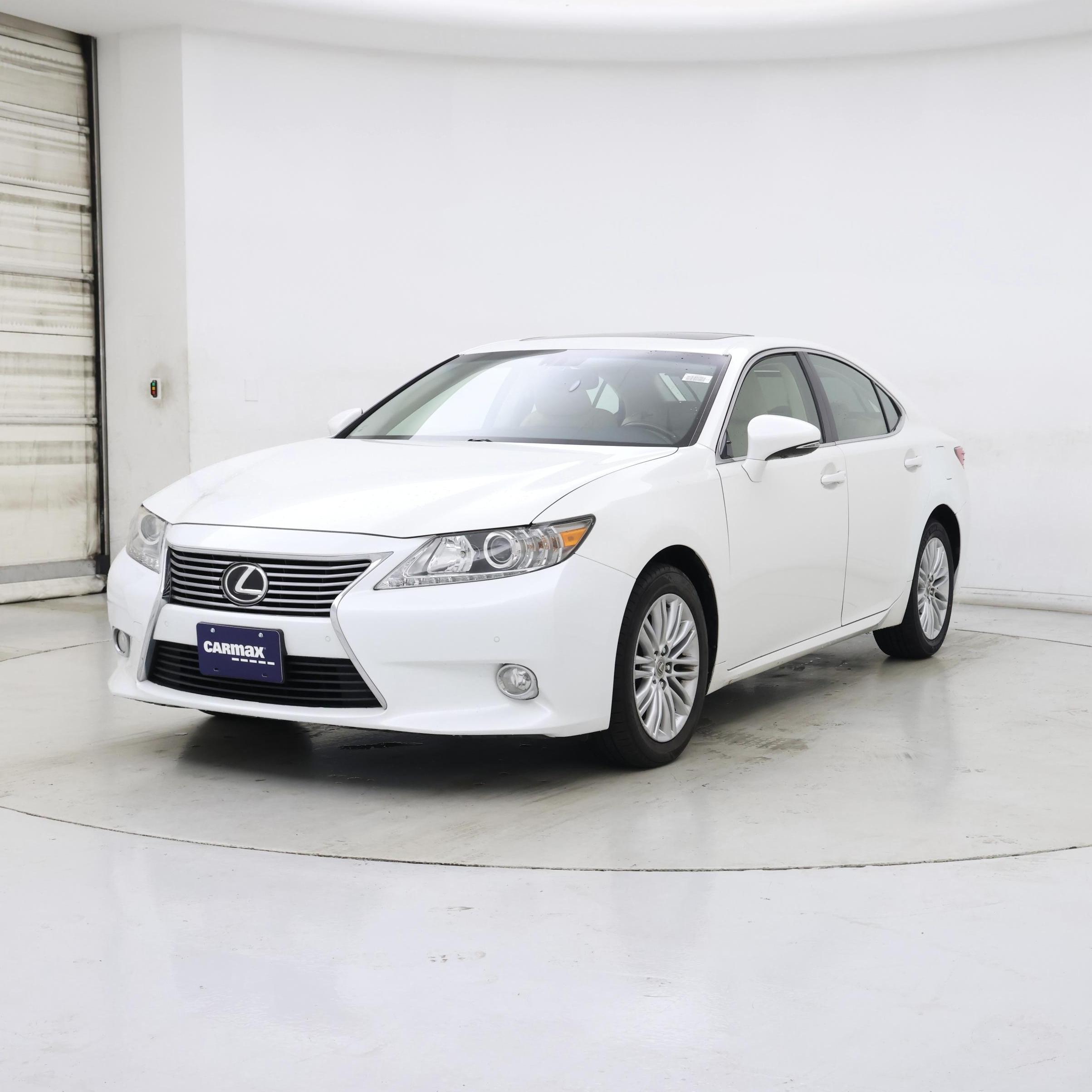 Thumbnail: 2013 Lexus ES - 4