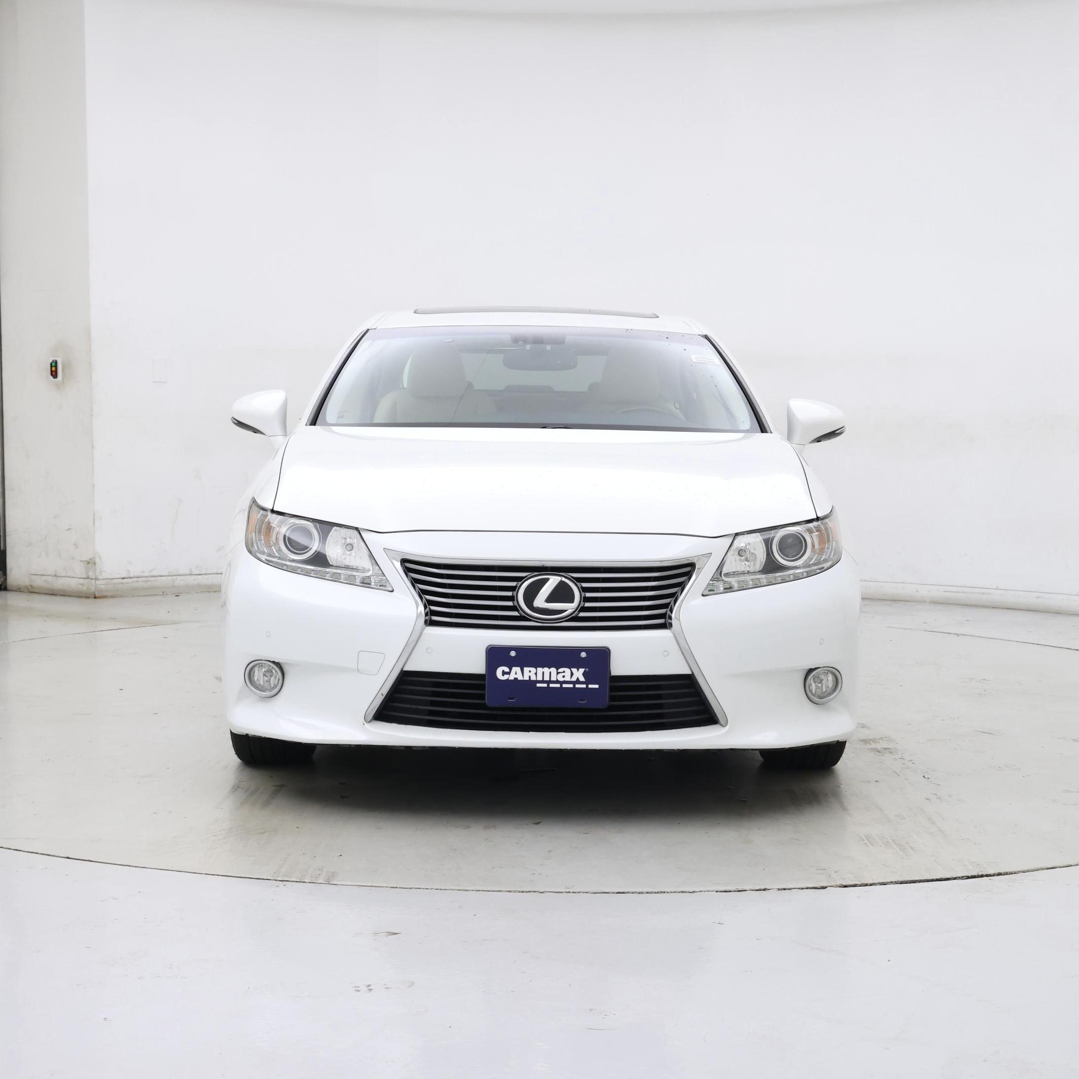 Thumbnail: 2013 Lexus ES - 5