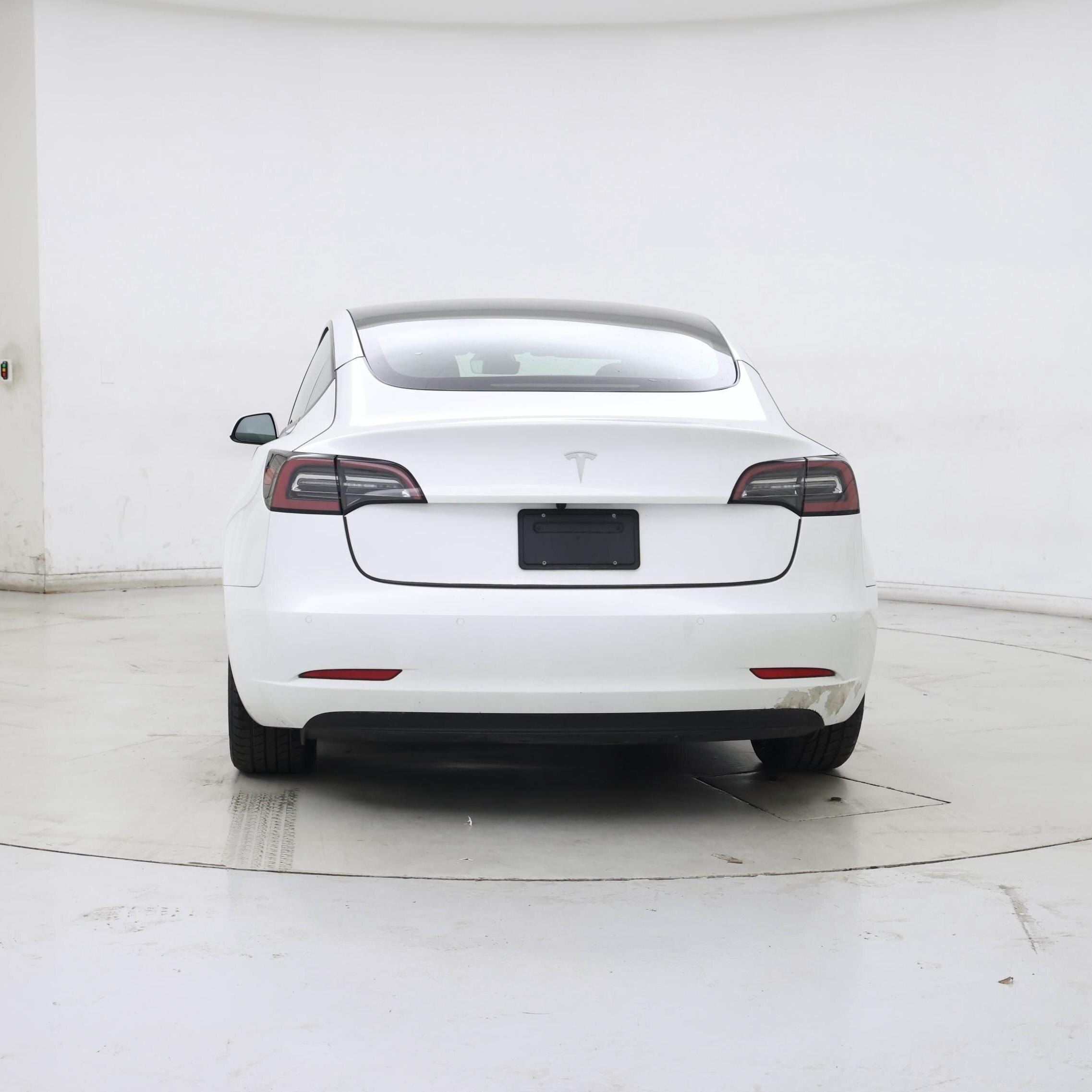 Thumbnail: 2022 Tesla Model 3 - 6