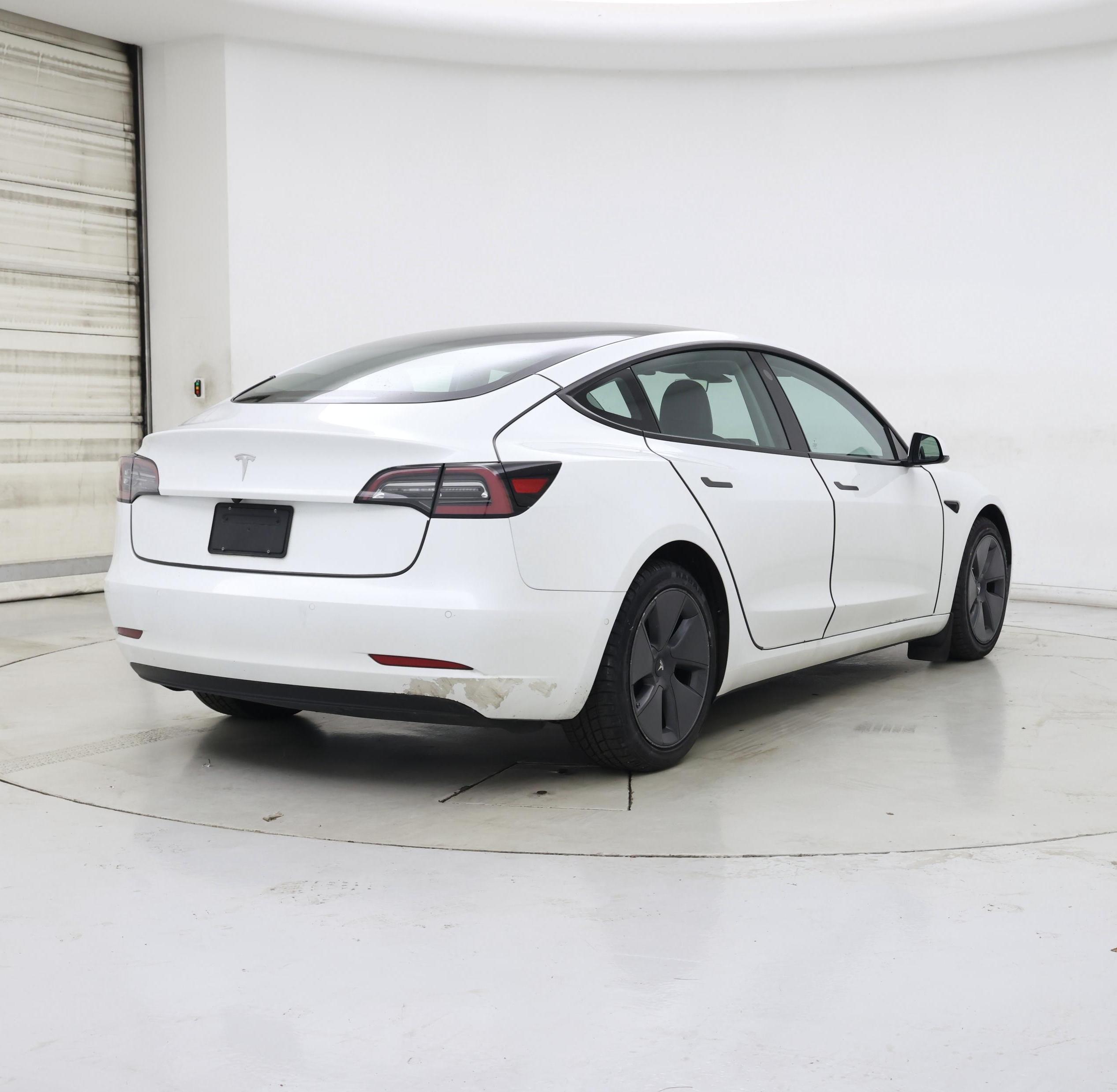Thumbnail: 2022 Tesla Model 3 - 8