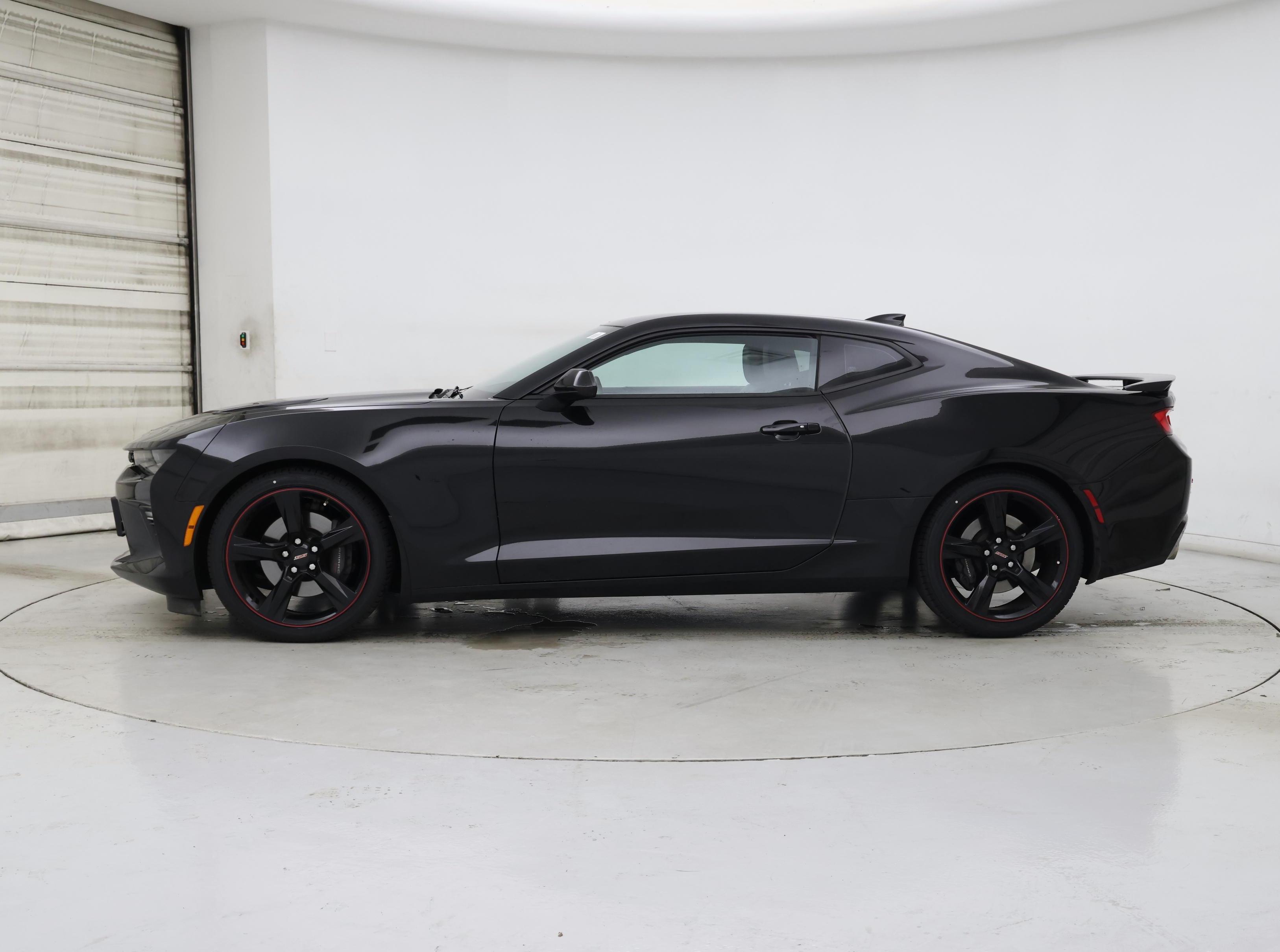 Thumbnail: 2018 Chevrolet Camaro - 3