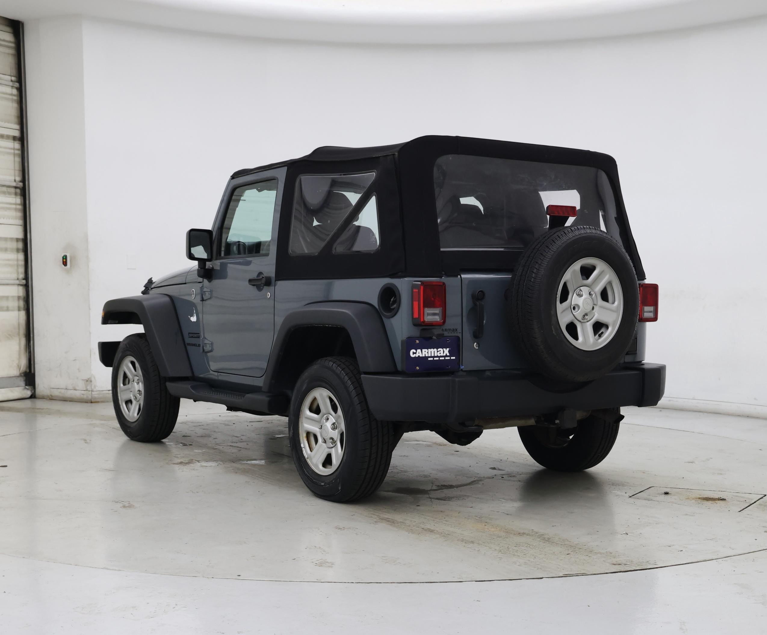 Thumbnail: 2015 Jeep Wrangler - 2