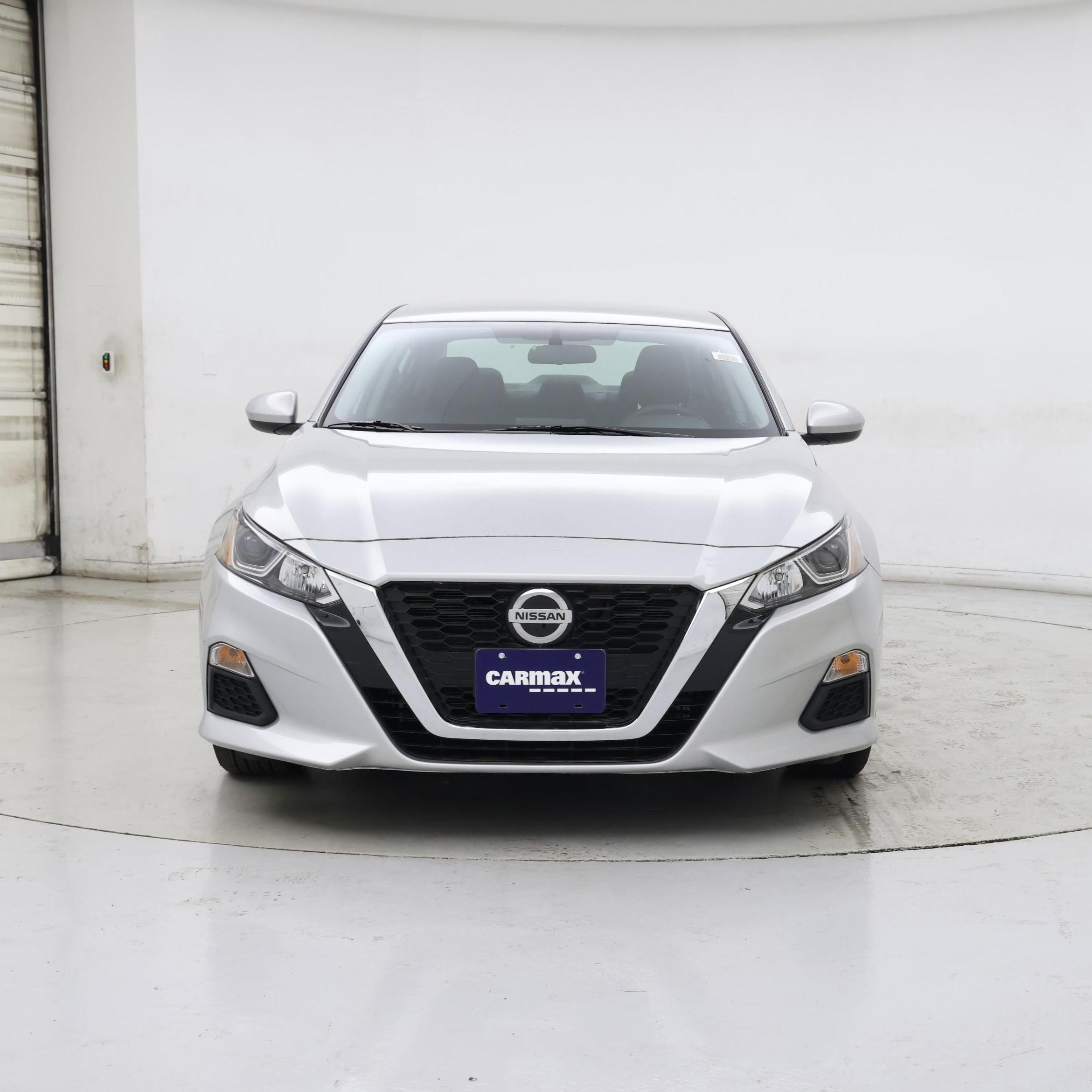 Thumbnail: 2020 Nissan Altima - 5