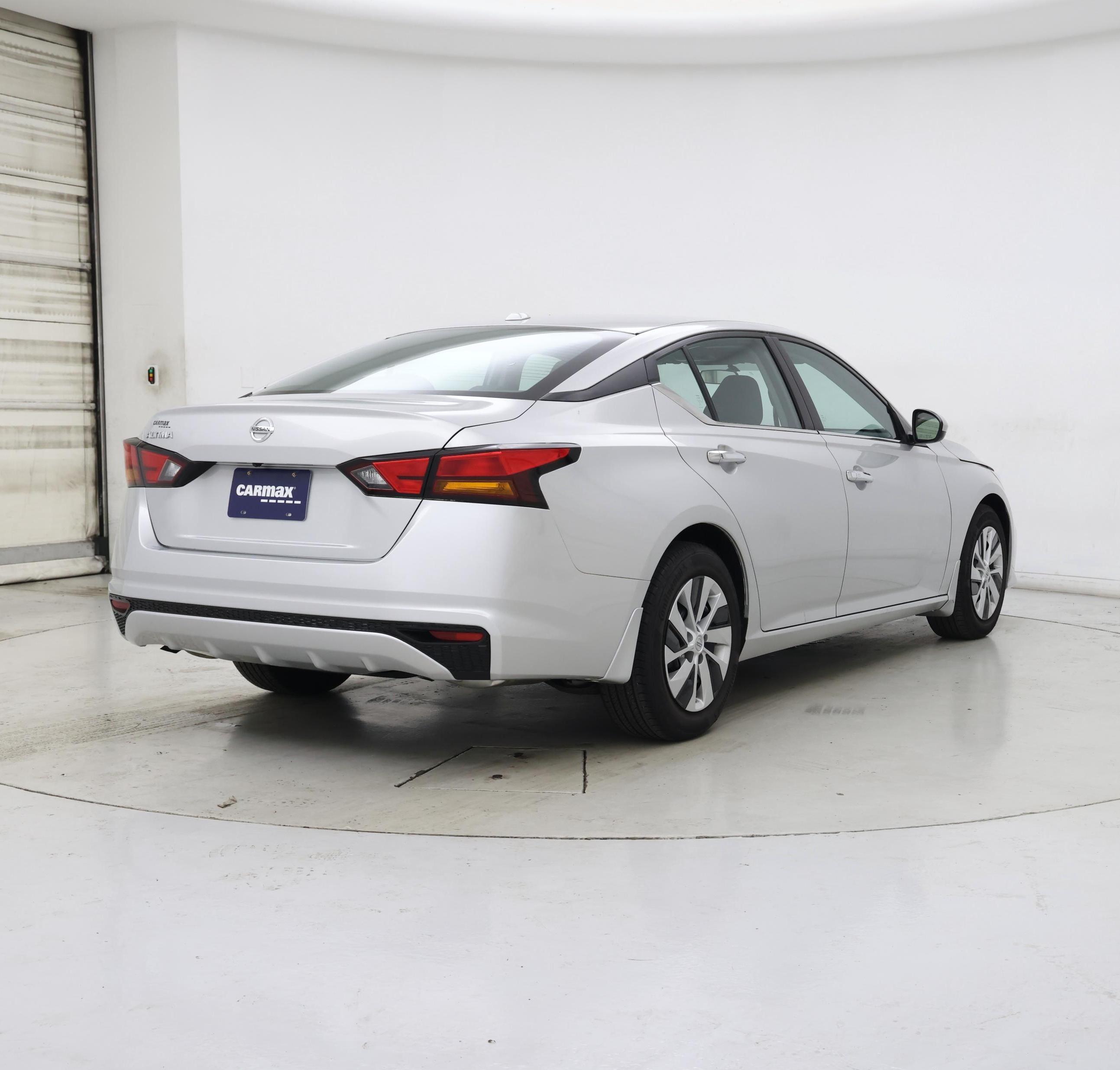 Thumbnail: 2020 Nissan Altima - 8