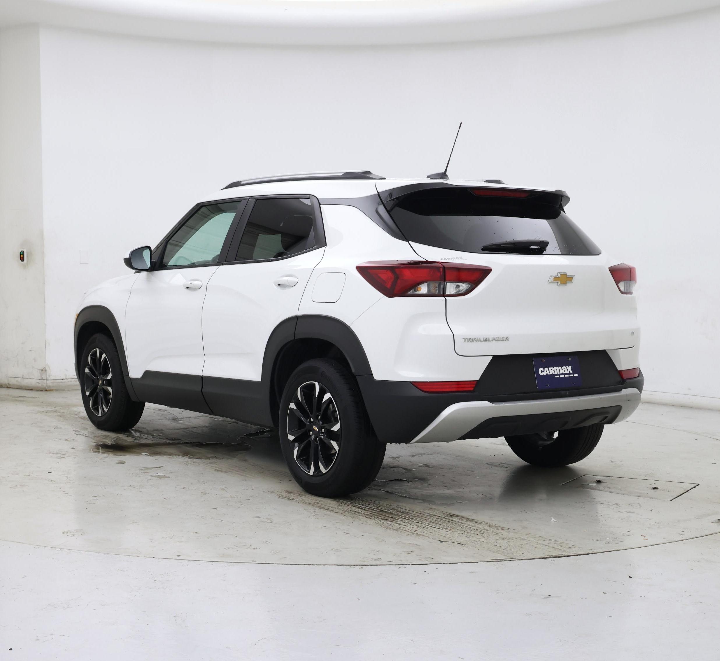 Thumbnail: 2023 Chevrolet TrailBlazer - 2