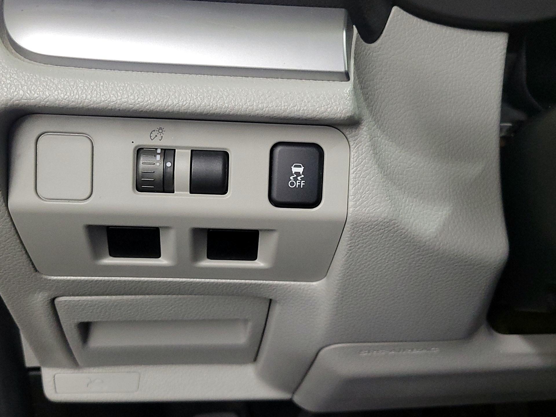 Thumbnail: 2014 Subaru Forester - 13