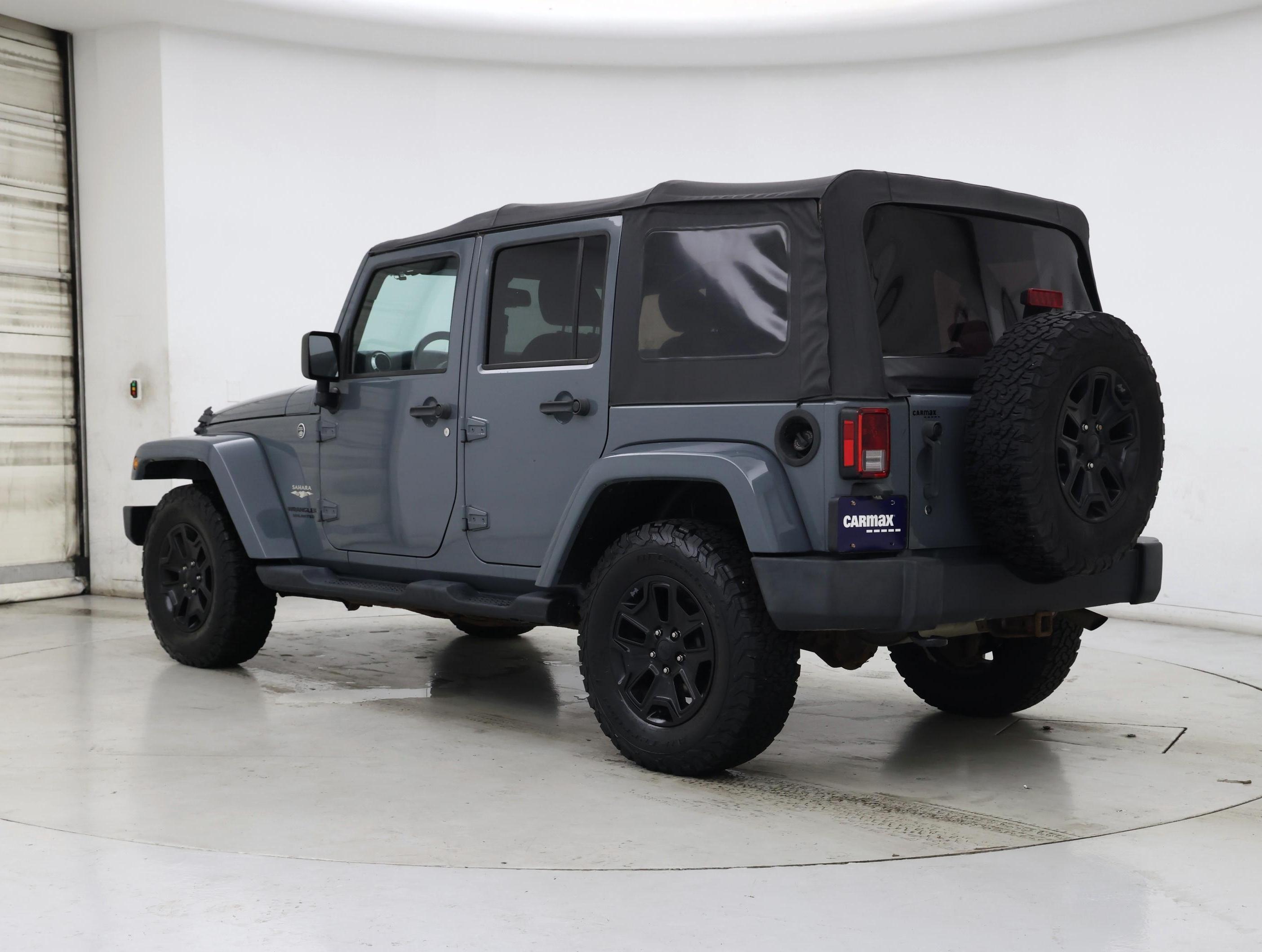 Thumbnail: 2015 Jeep Wrangler - 2