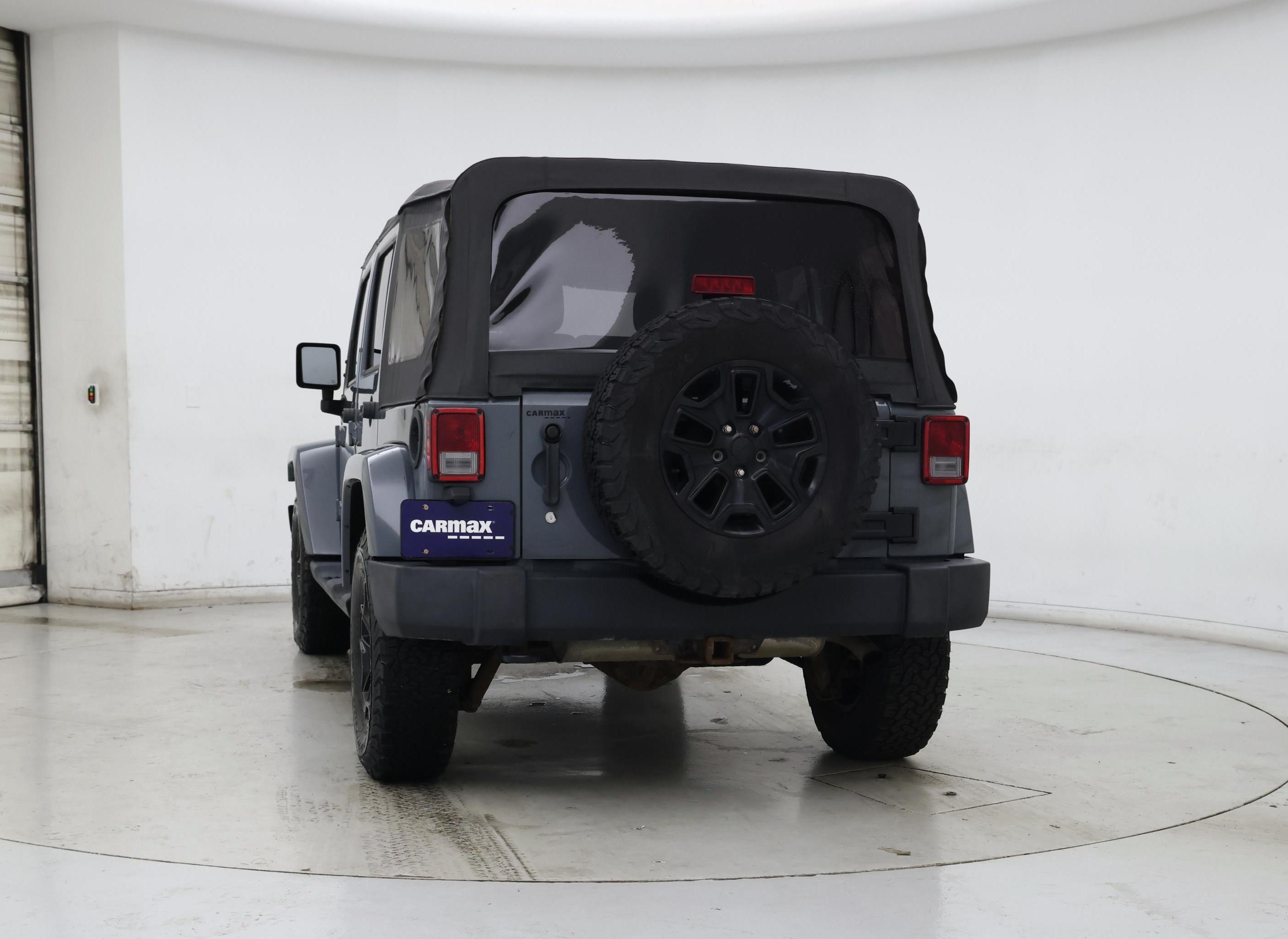 Thumbnail: 2015 Jeep Wrangler - 6